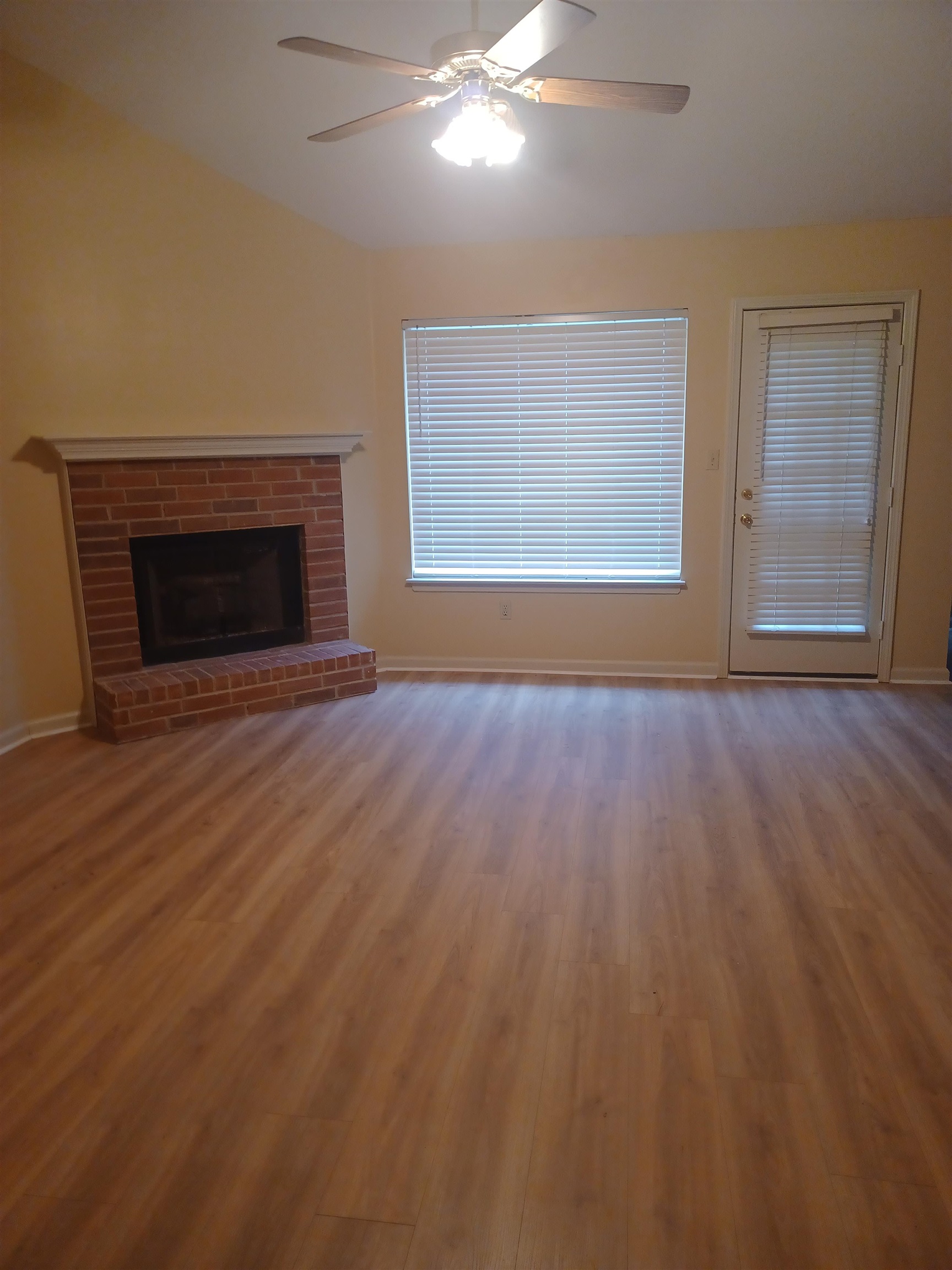 9592 Chi Chi Ln Property Photo 7