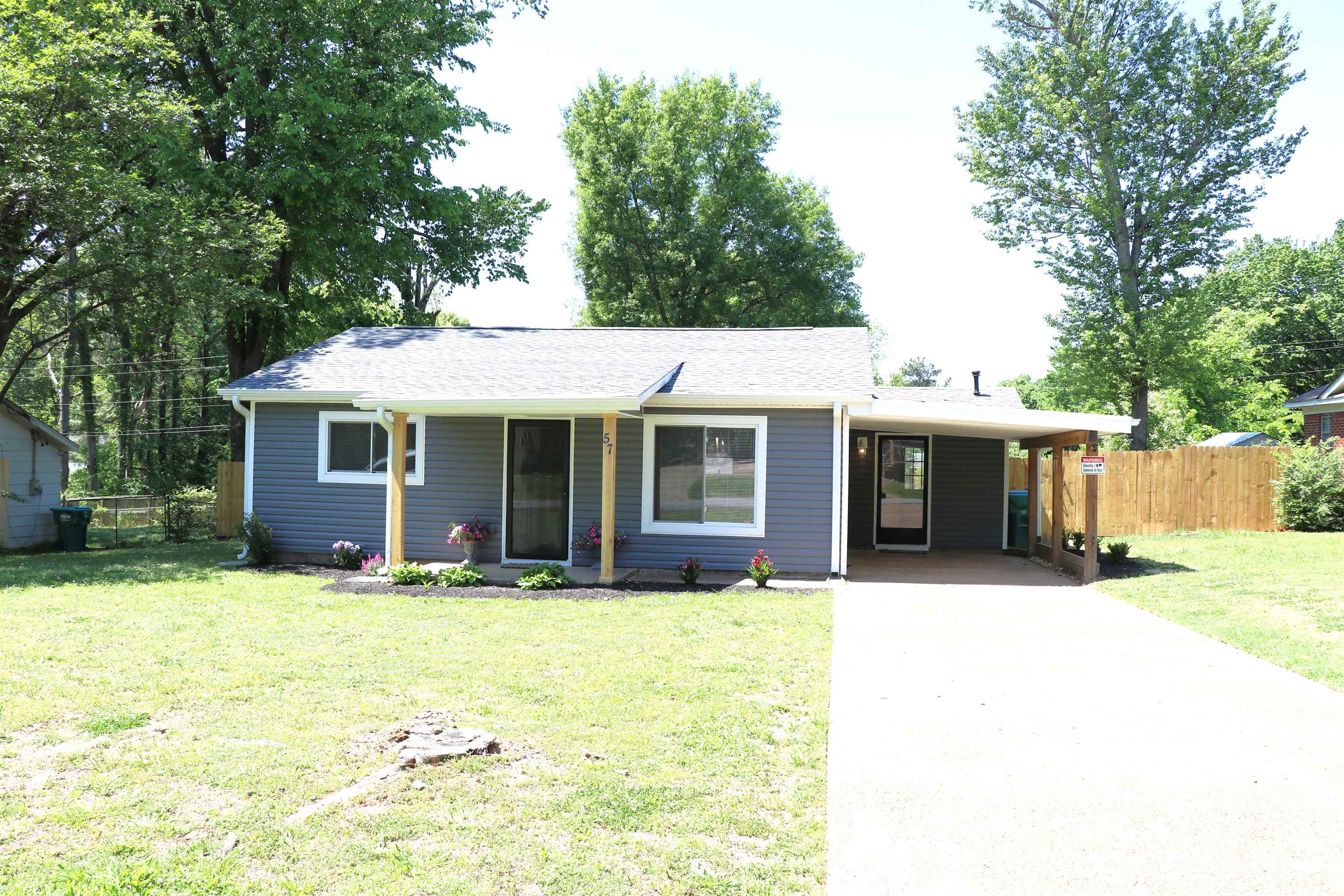 57 EAST DR Property Photo 1
