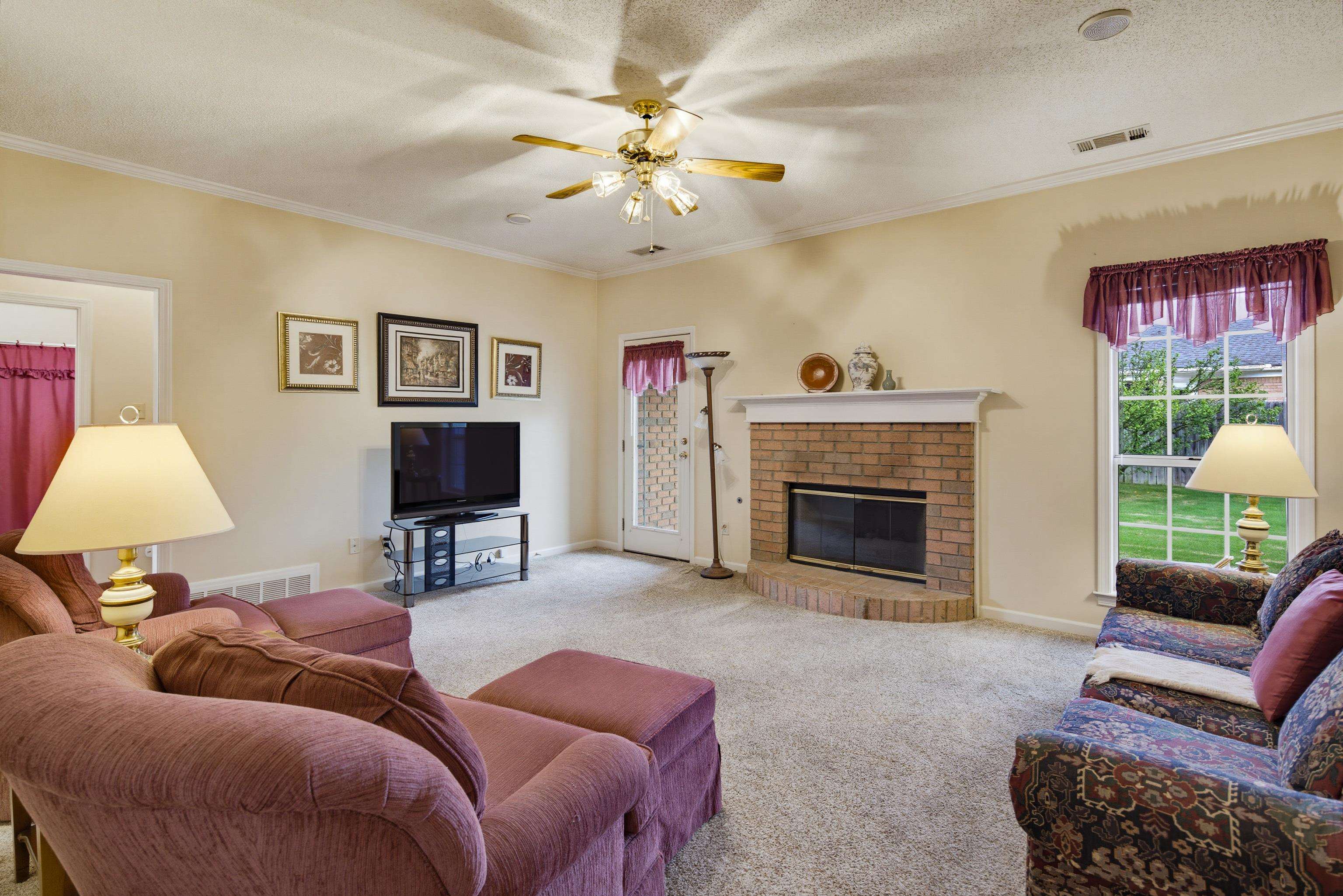6494 Gillia Cir S Property Photo 7