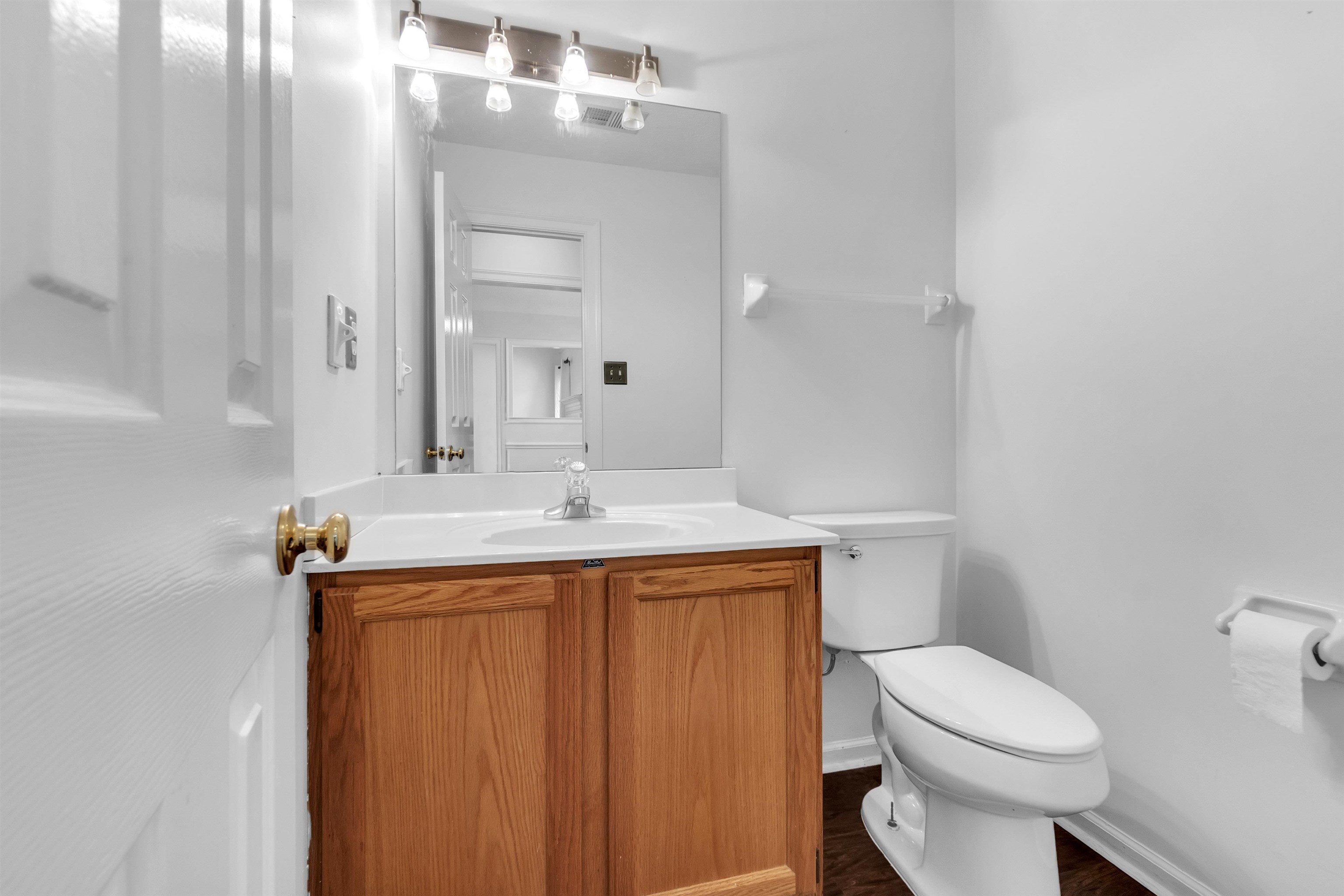 8596 Meadow Green Dr Property Photo 27