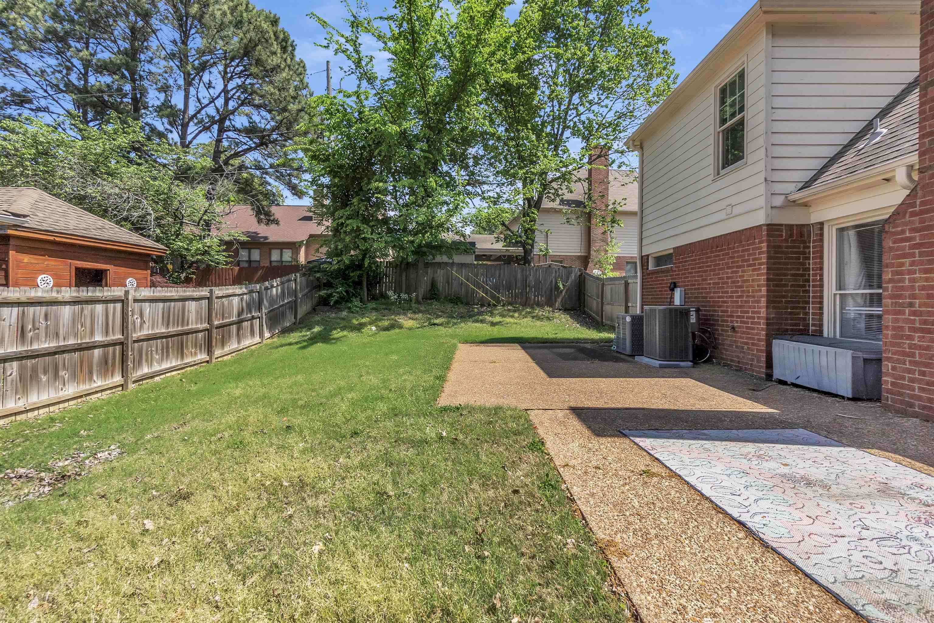8596 Meadow Green Dr Property Photo 30