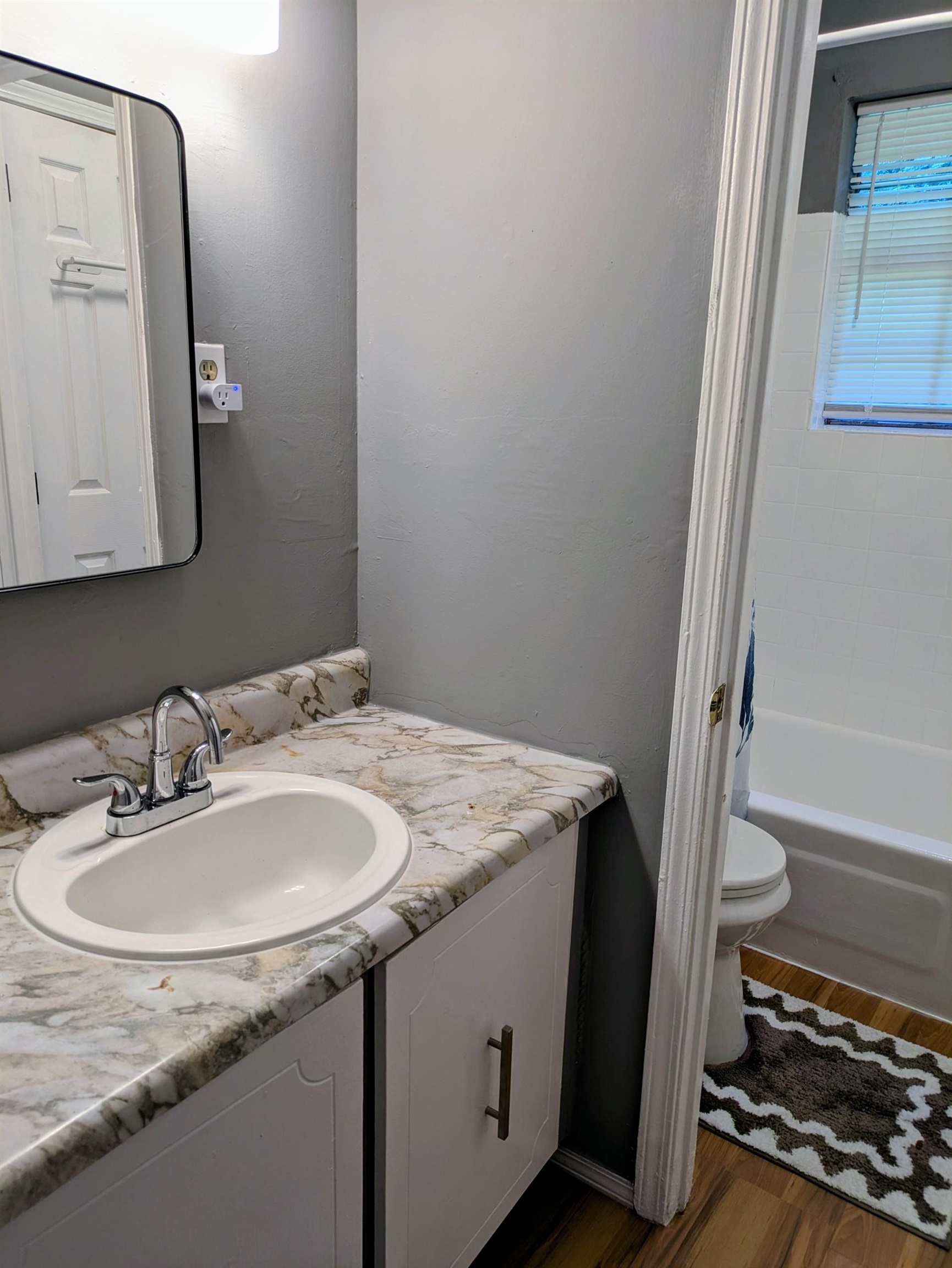 1822 Cedarhurst Ave Property Photo 9