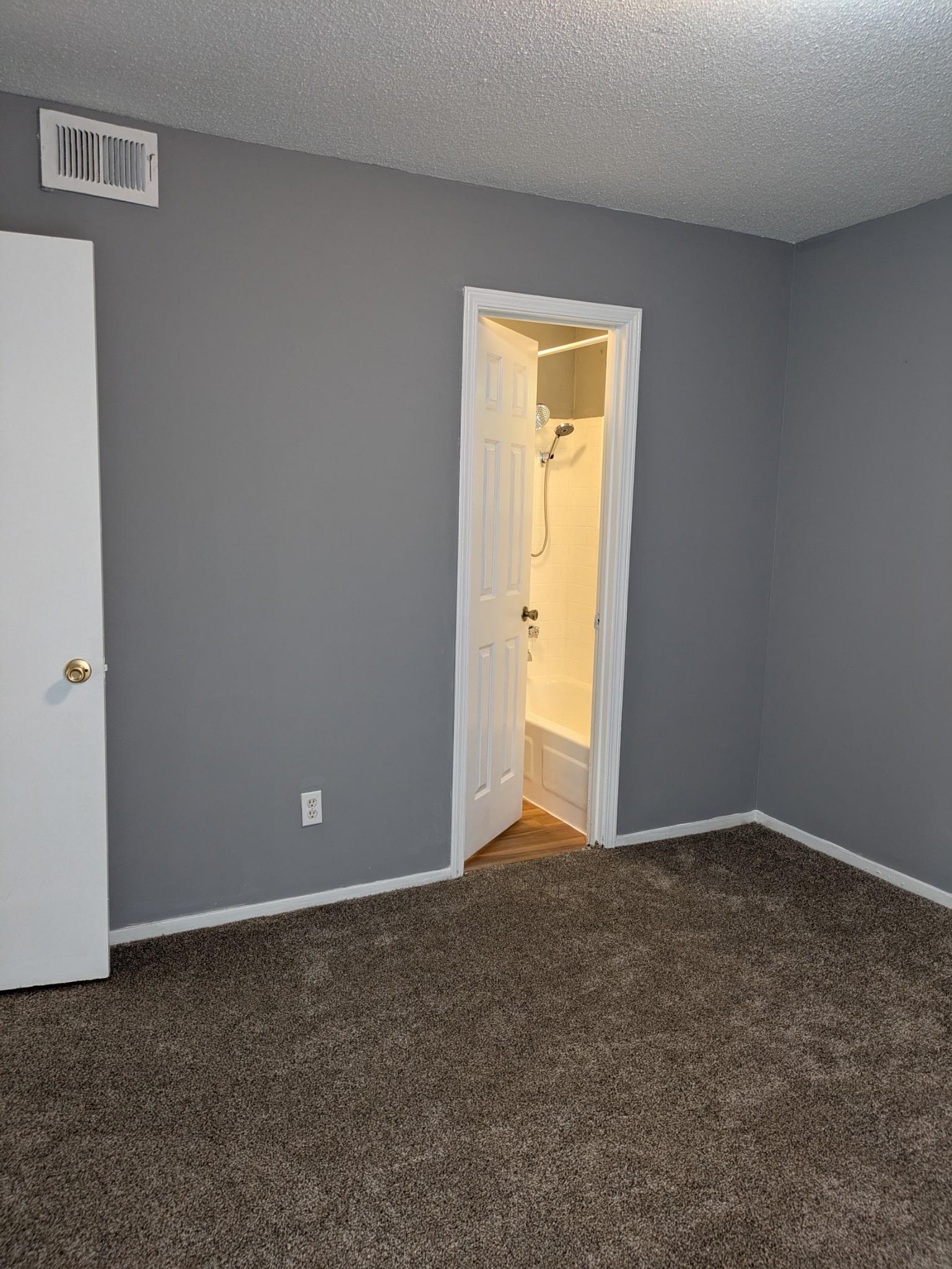 1822 Cedarhurst Ave Property Photo 11