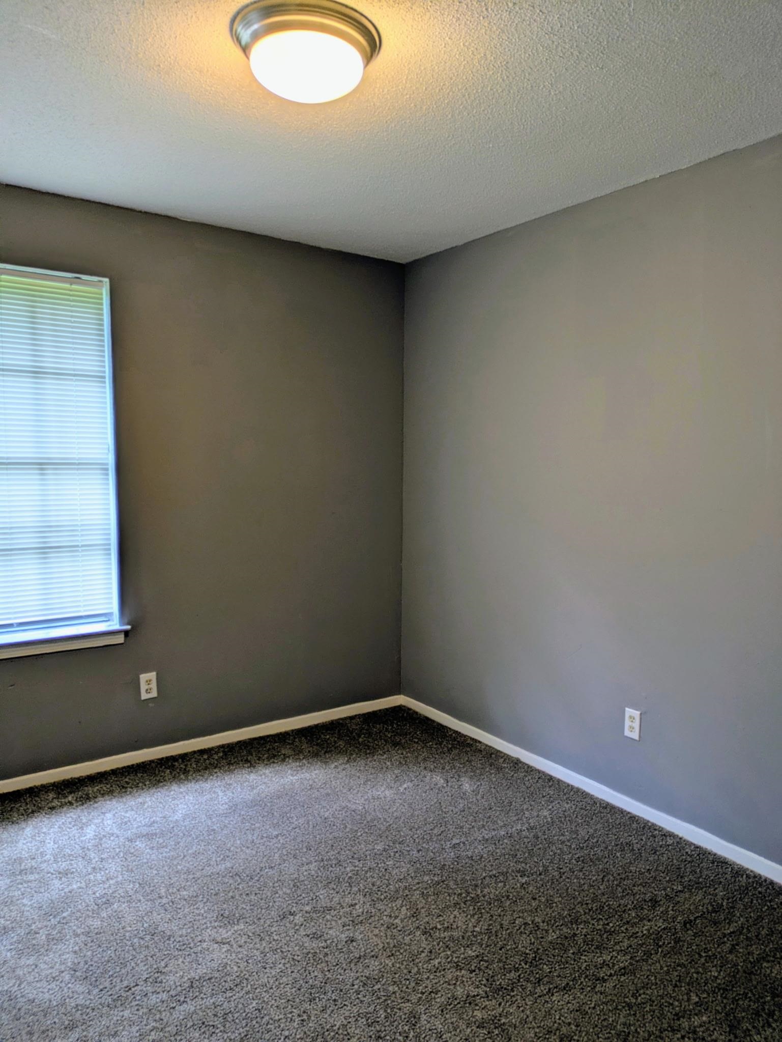 1822 Cedarhurst Ave Property Photo 13