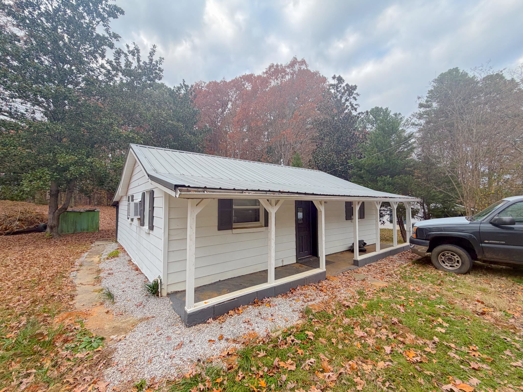 229 Cr 171 Rd Property Photo 1