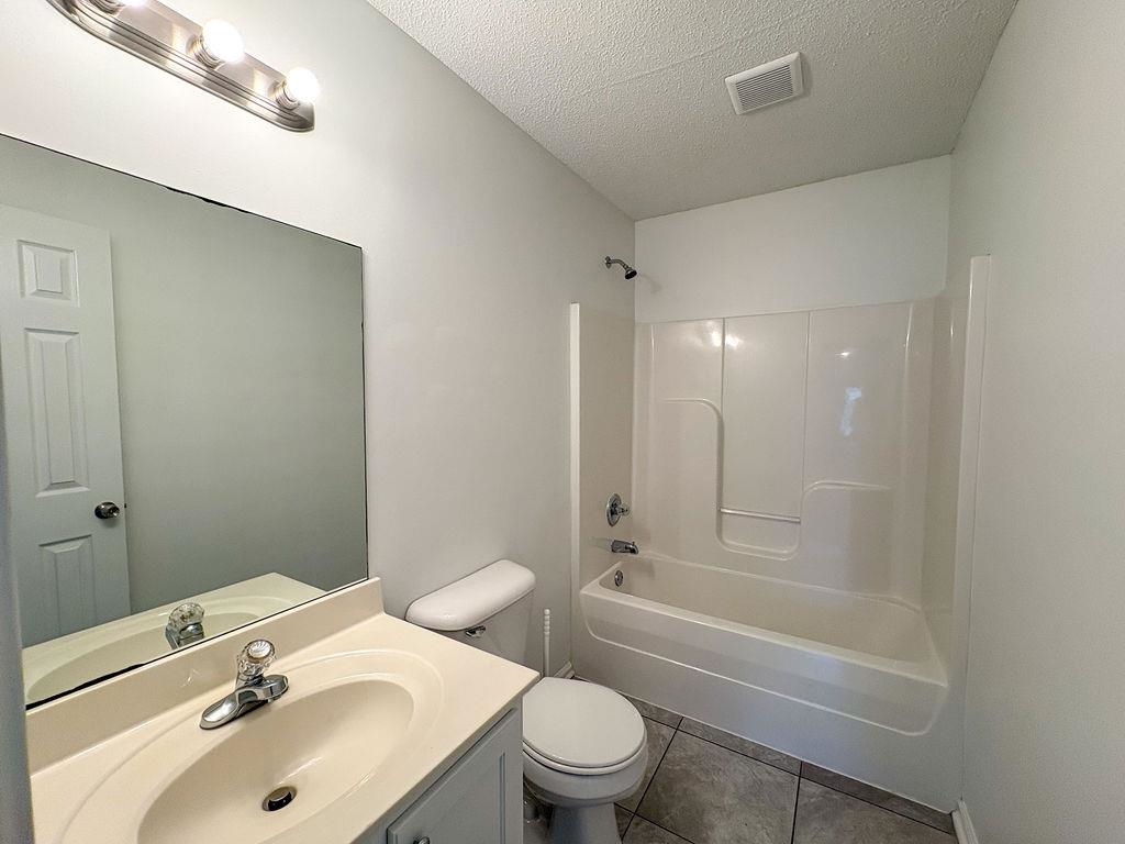 9967 Chariden Dr Property Photo 17