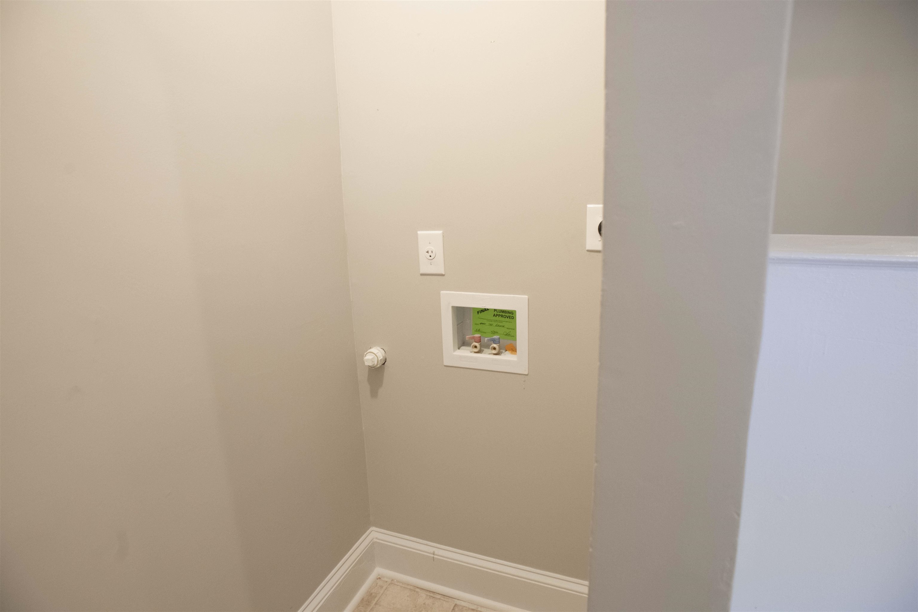 788 Brower St Property Photo 14