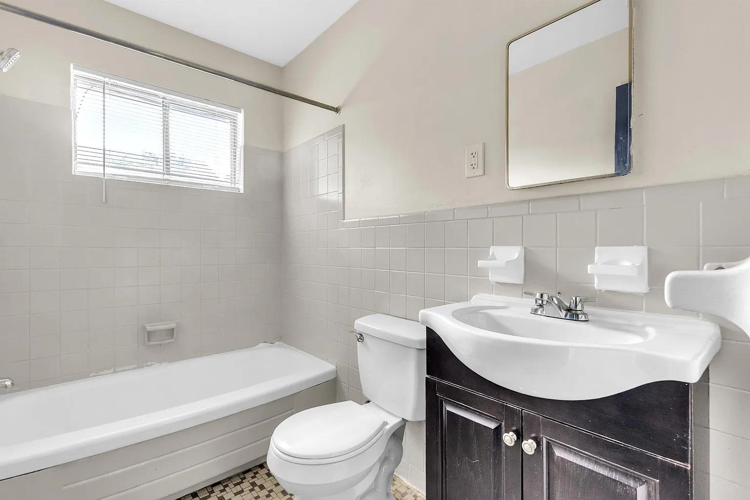 3451 Tutwiler Ave Property Photo 7