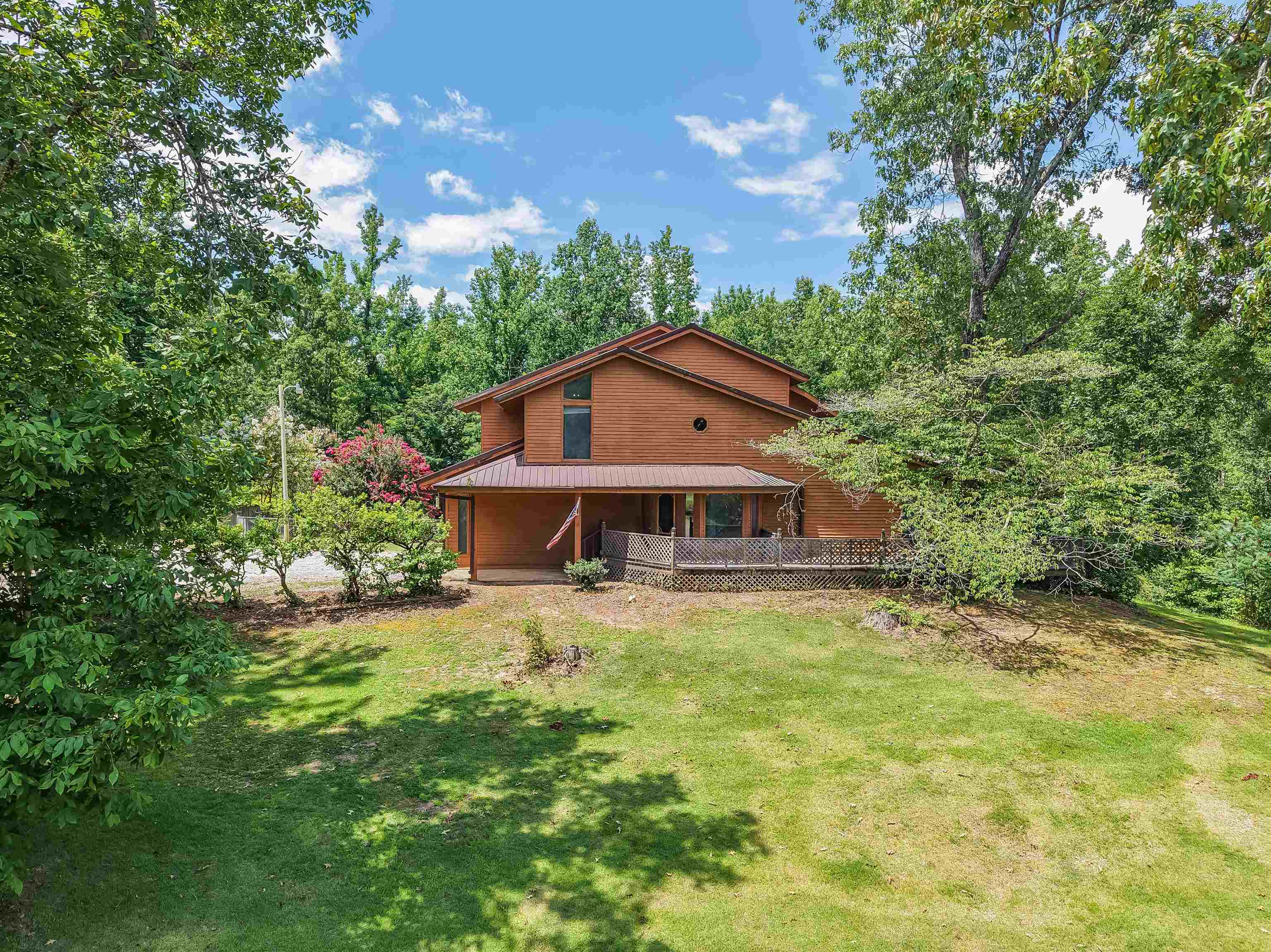 2380 Dunaway Rd Property Photo 1