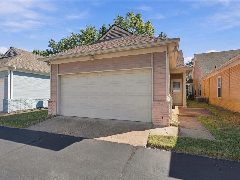1197 Misty Isle Dr Property Photo 14