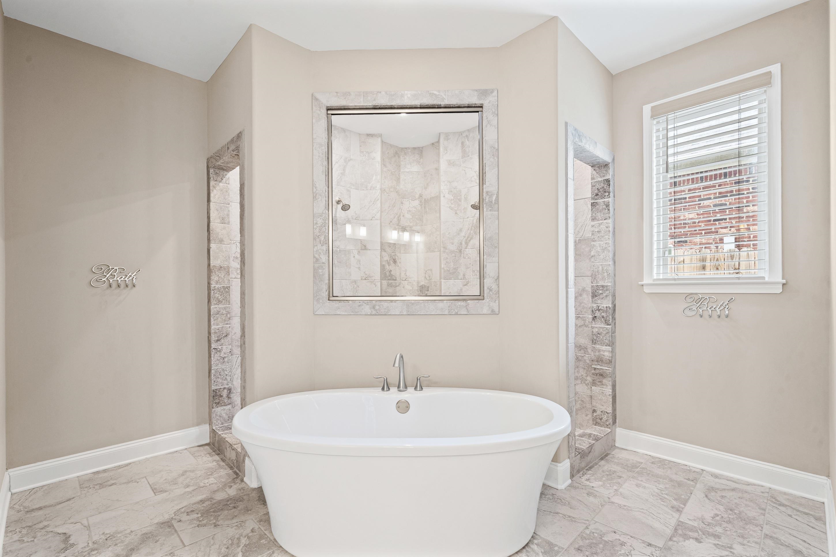 8457 Butterfly View Ln Property Photo 16