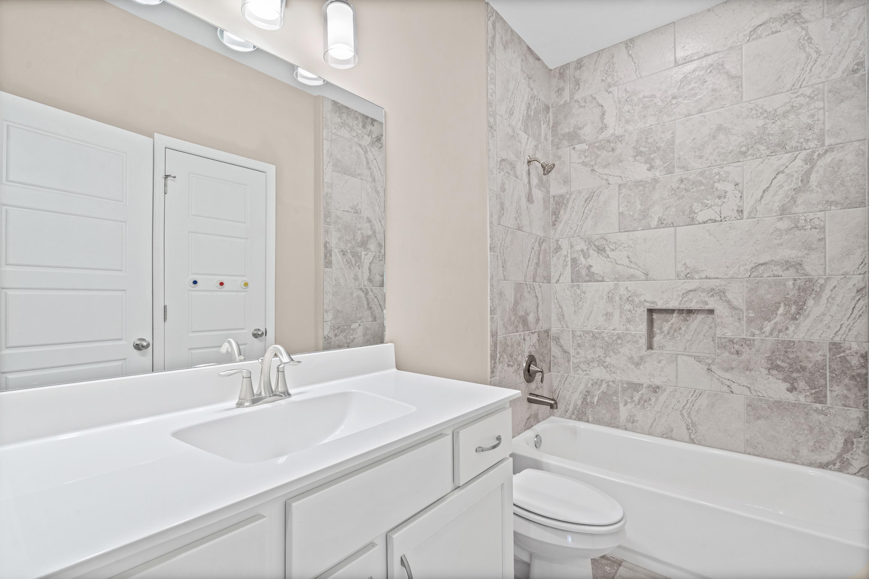 8457 Butterfly View Ln Property Photo 17