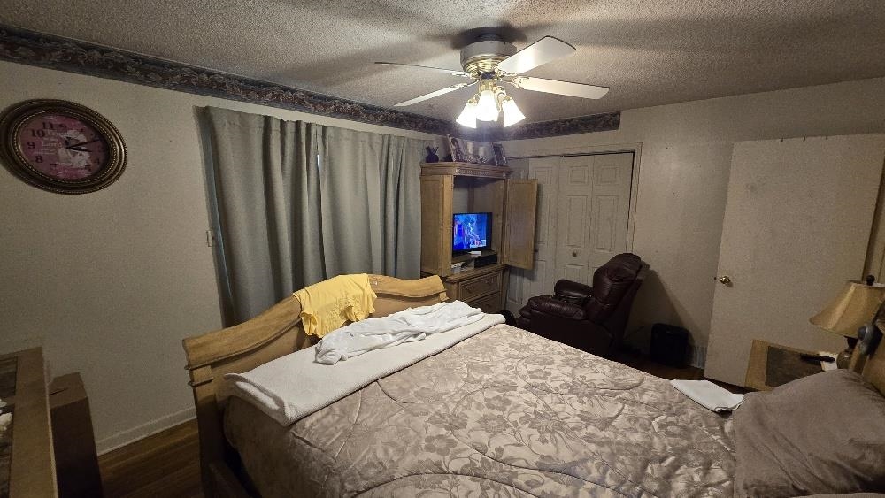 1401 Carol Dr Property Photo 4