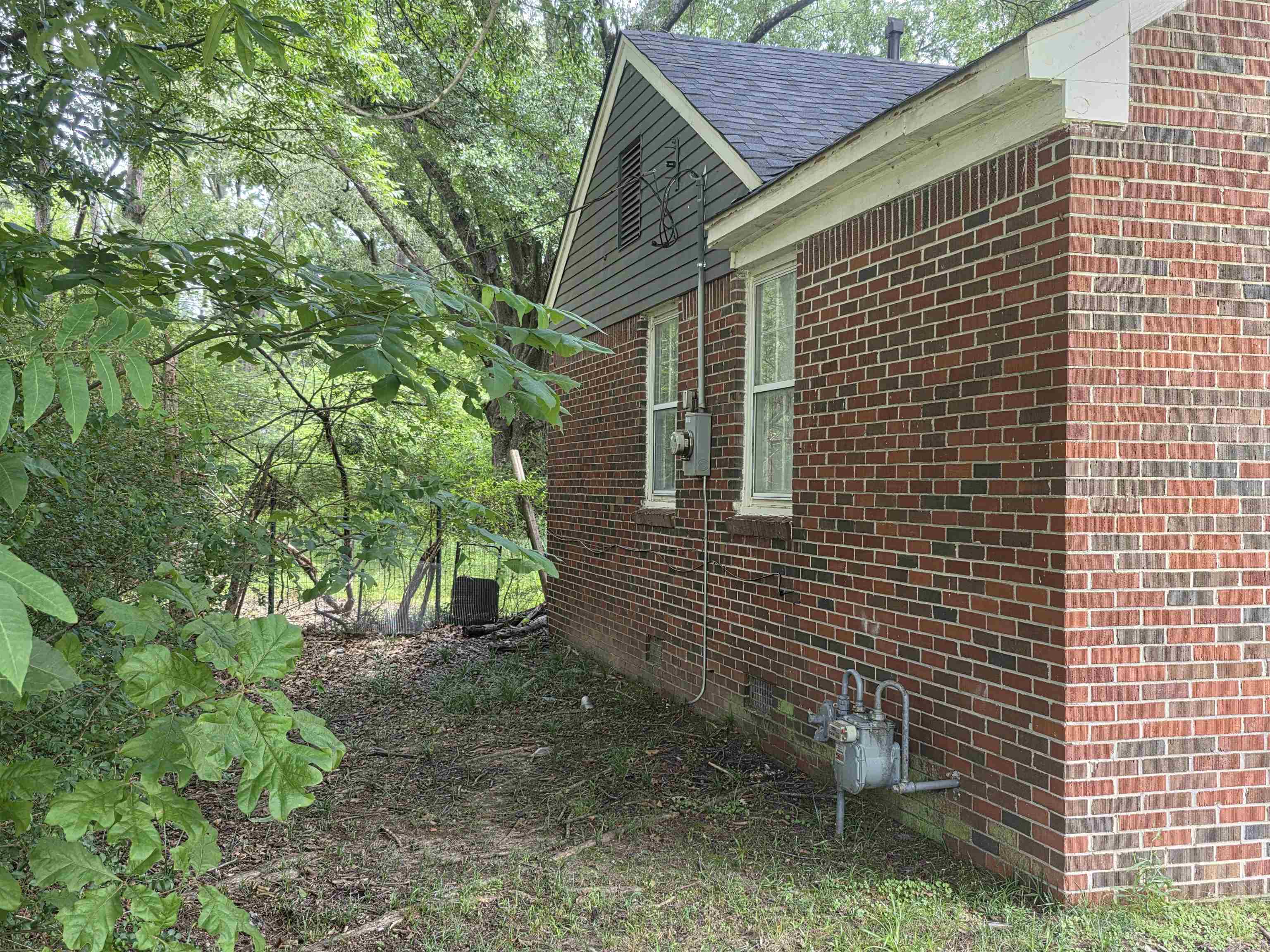 4082 Philsdale Ave Property Photo 3