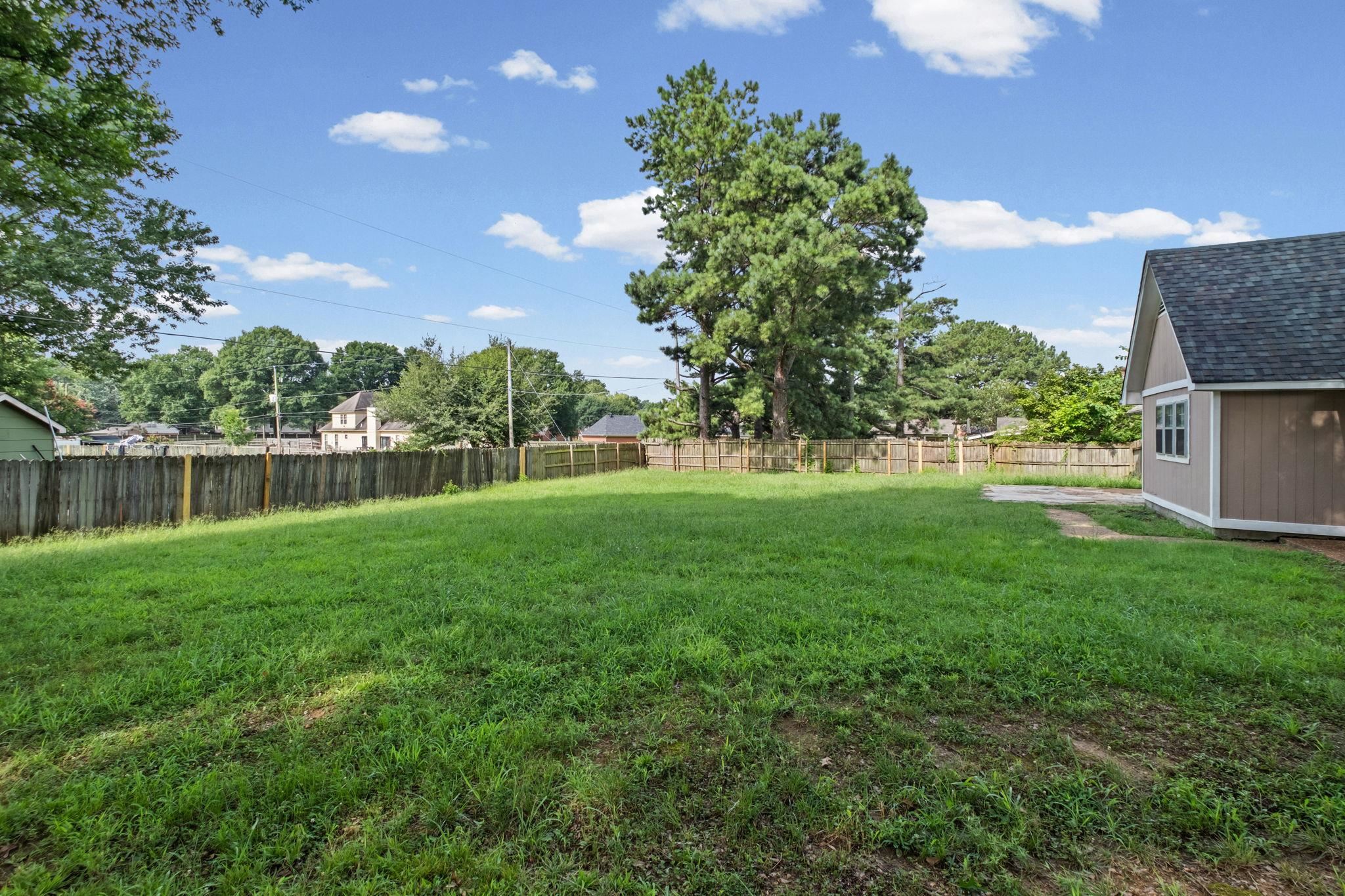 8141 Misty Meadows Ln Property Photo 20