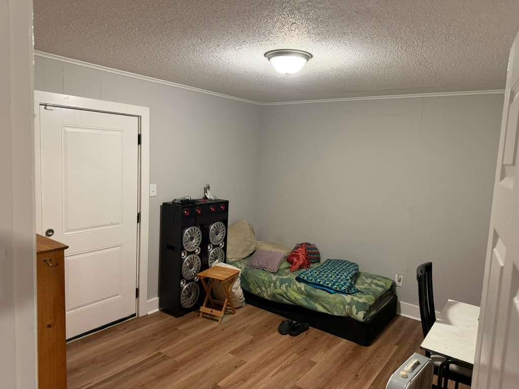 1008 University St Property Photo 7