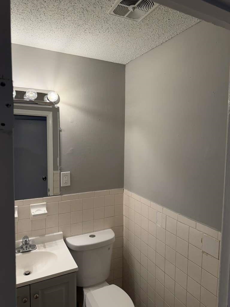 1008 University St Property Photo 14