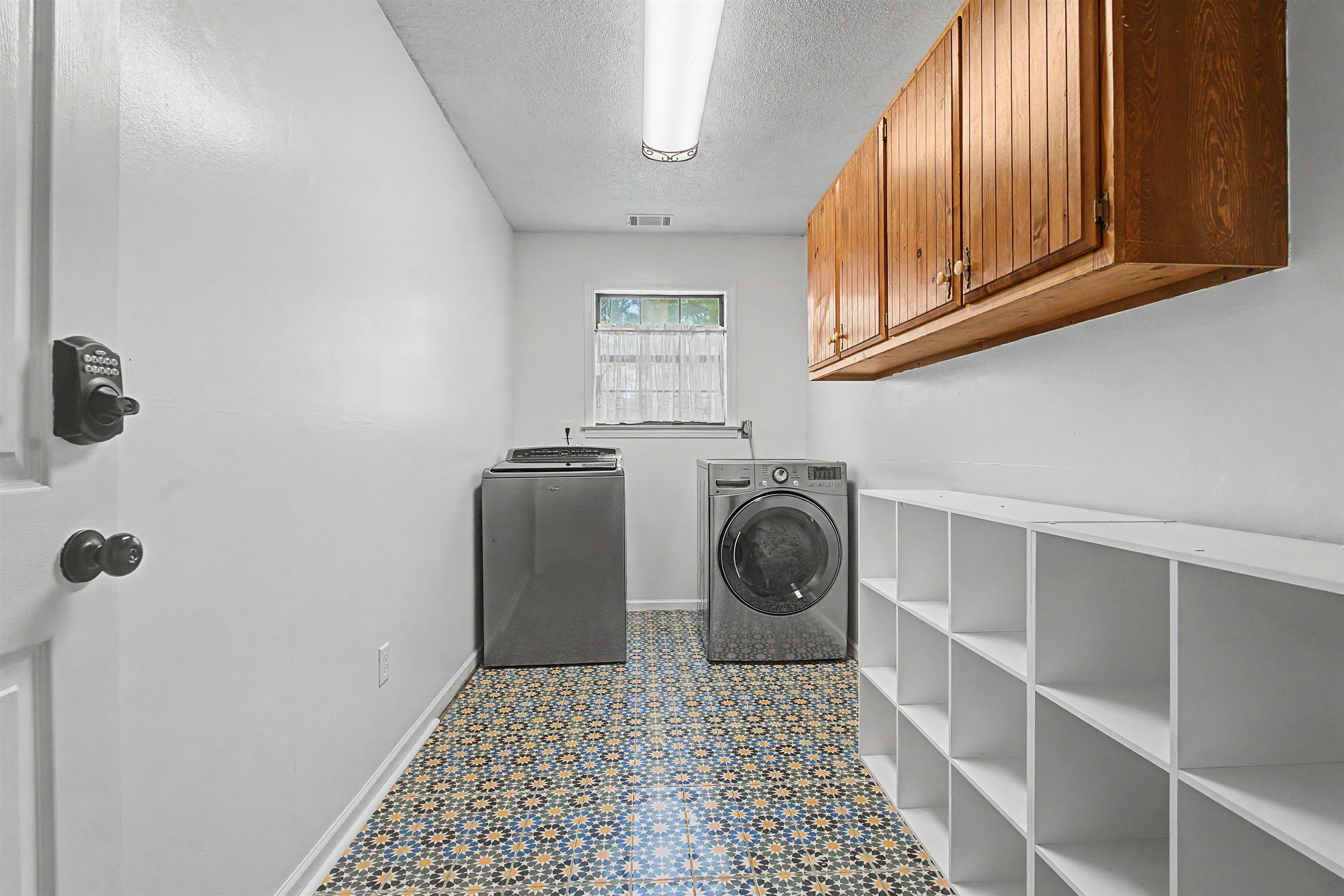 4703 Oak Rd Property Photo 13