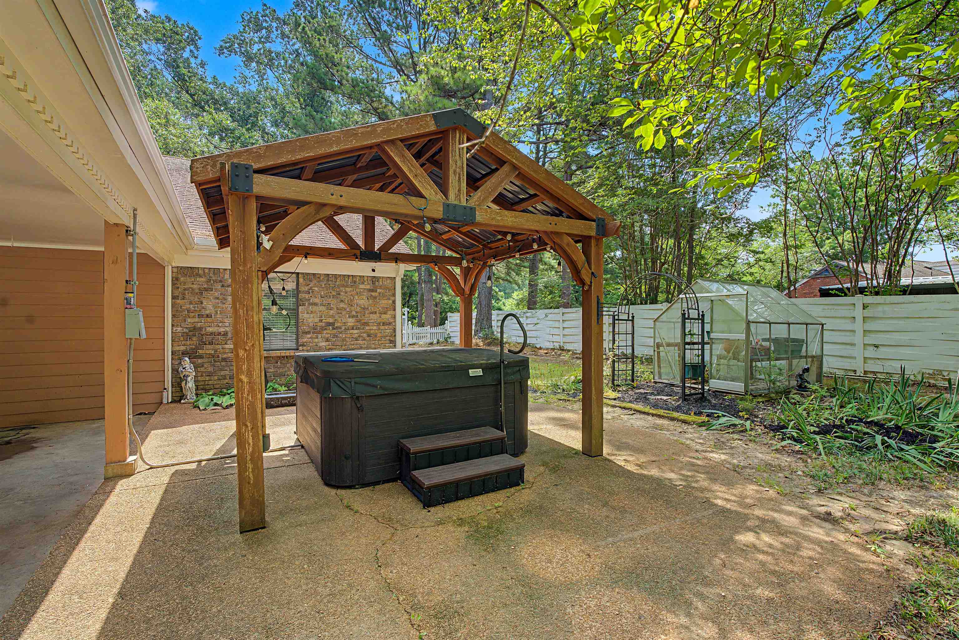 4703 Oak Rd Property Photo 21