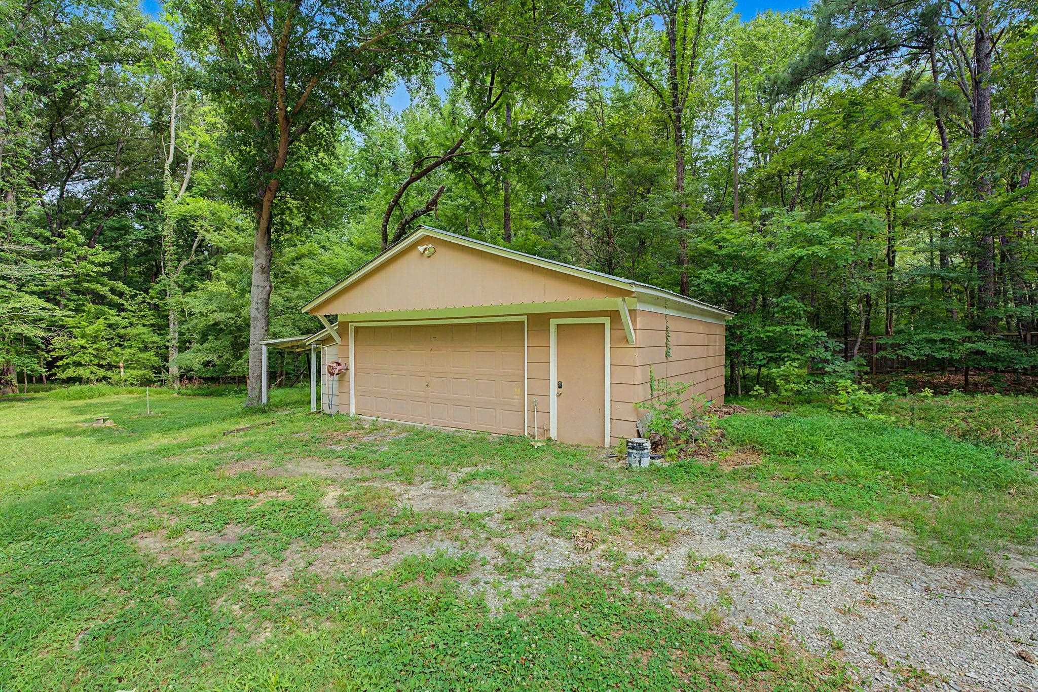 4703 Oak Rd Property Photo 23