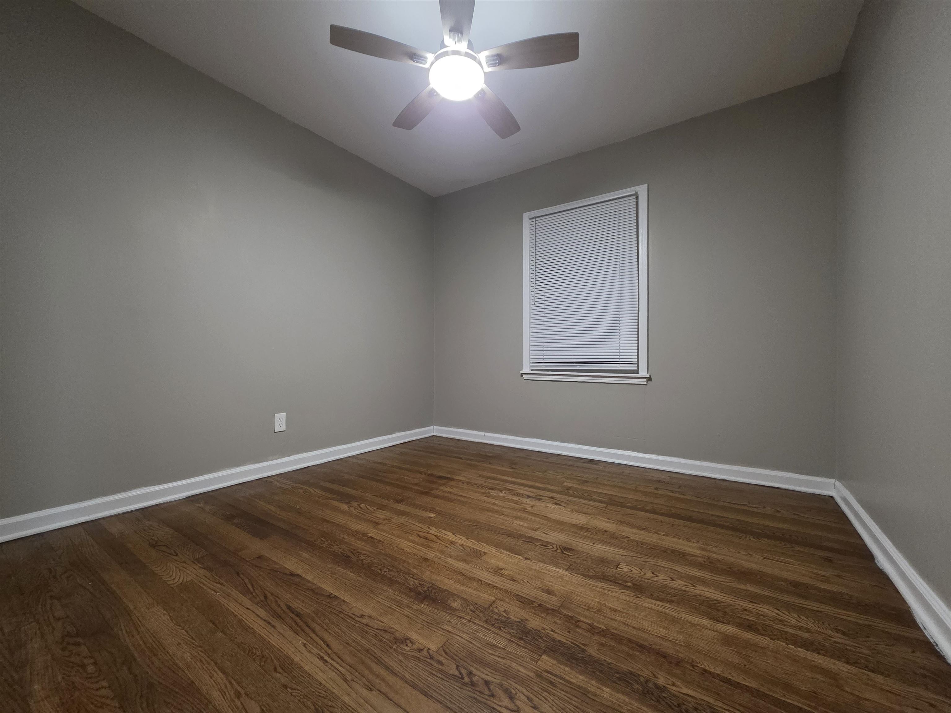 1706 Echles St Property Photo 10