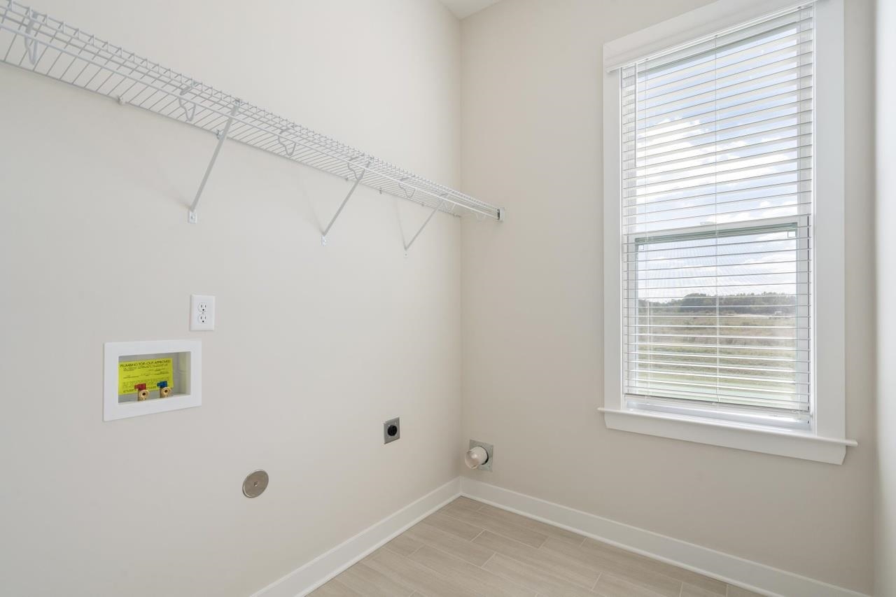 1157 Green Meadows Blvd Property Photo 13