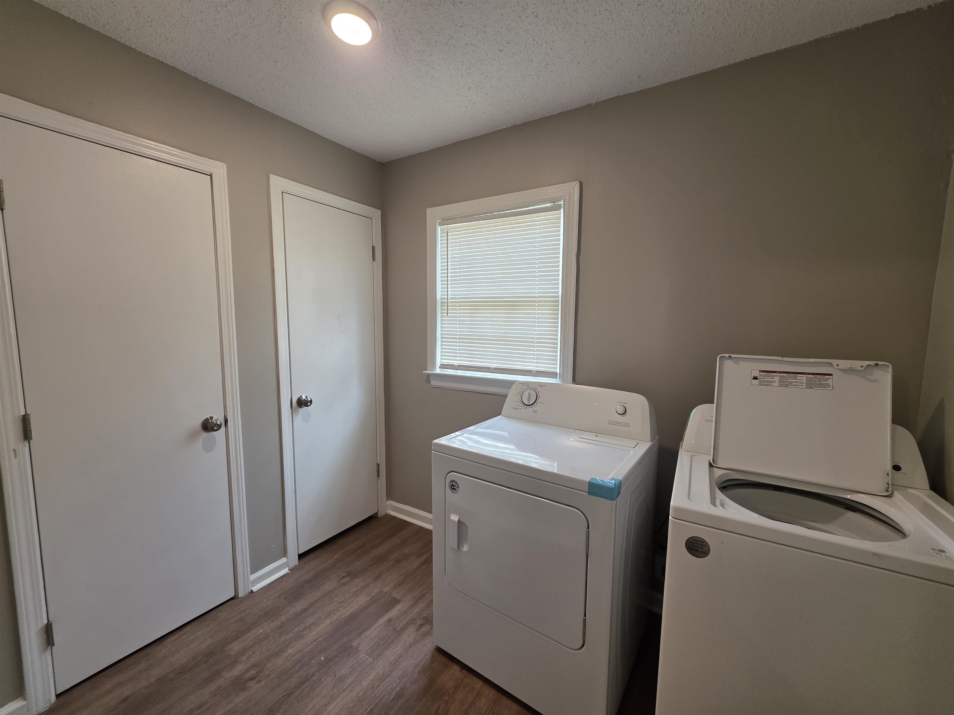 3487 Heckle Ave Property Photo 15
