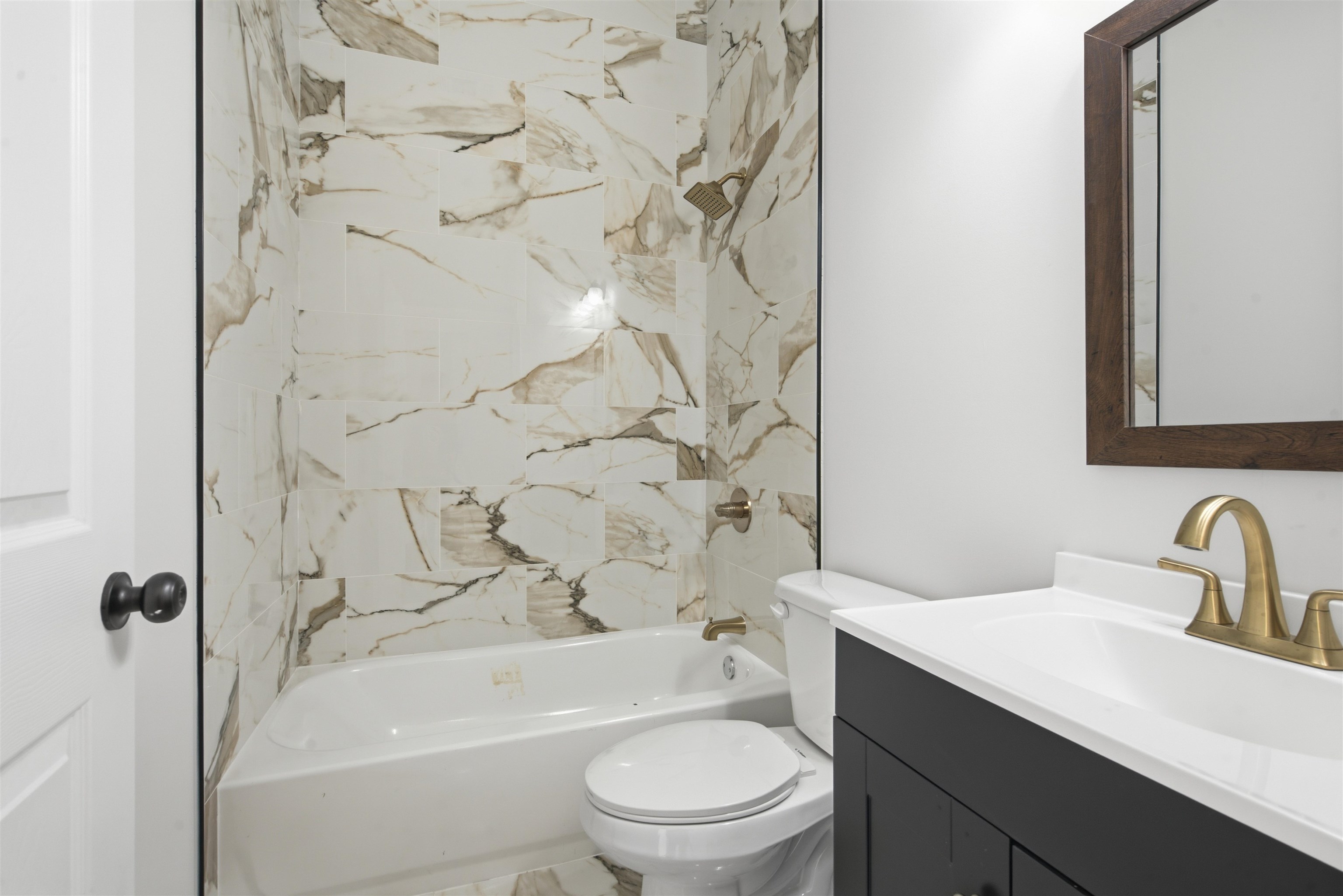 1055 Shaw Pl Property Photo 10
