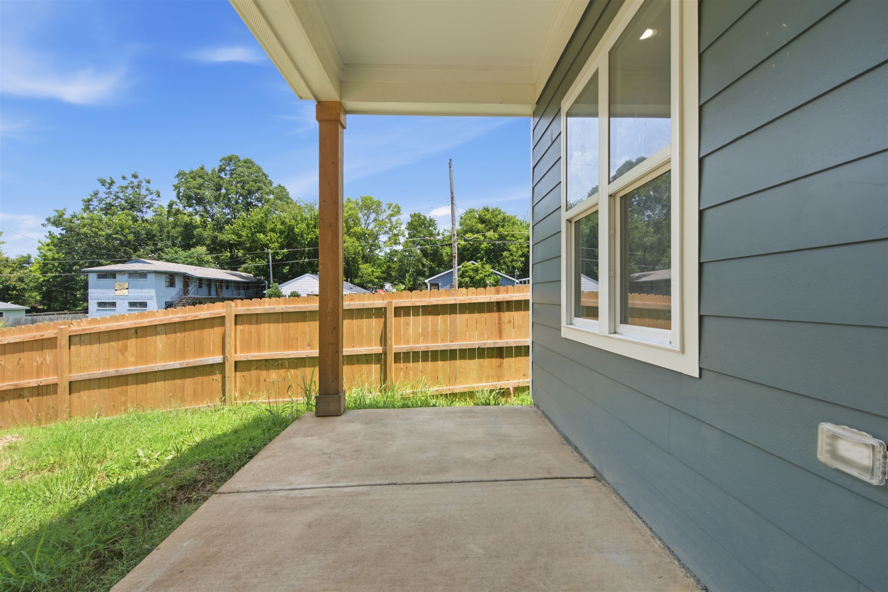 1055 Shaw Pl Property Photo 18