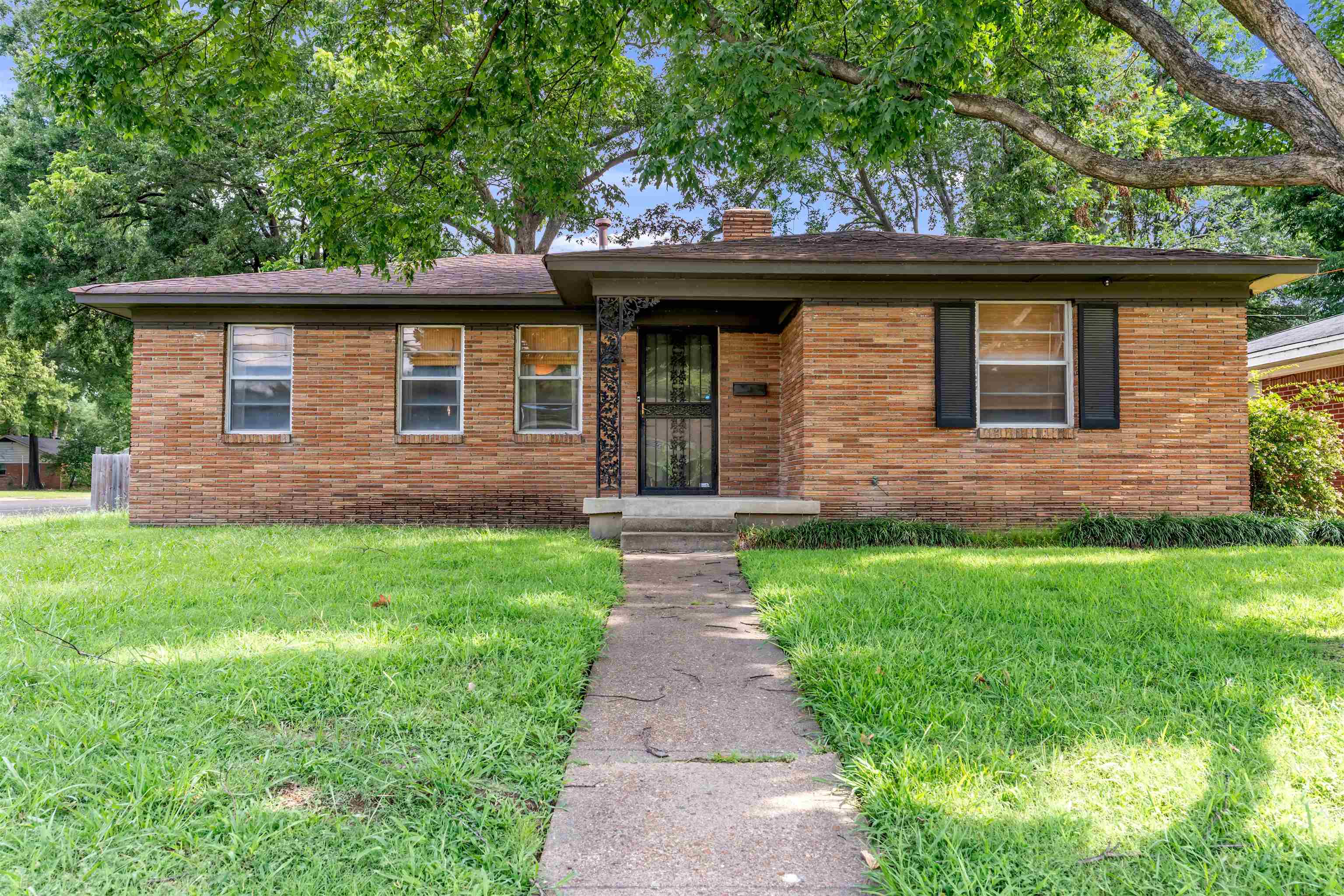 4762 Quince Rd Property Photo 1