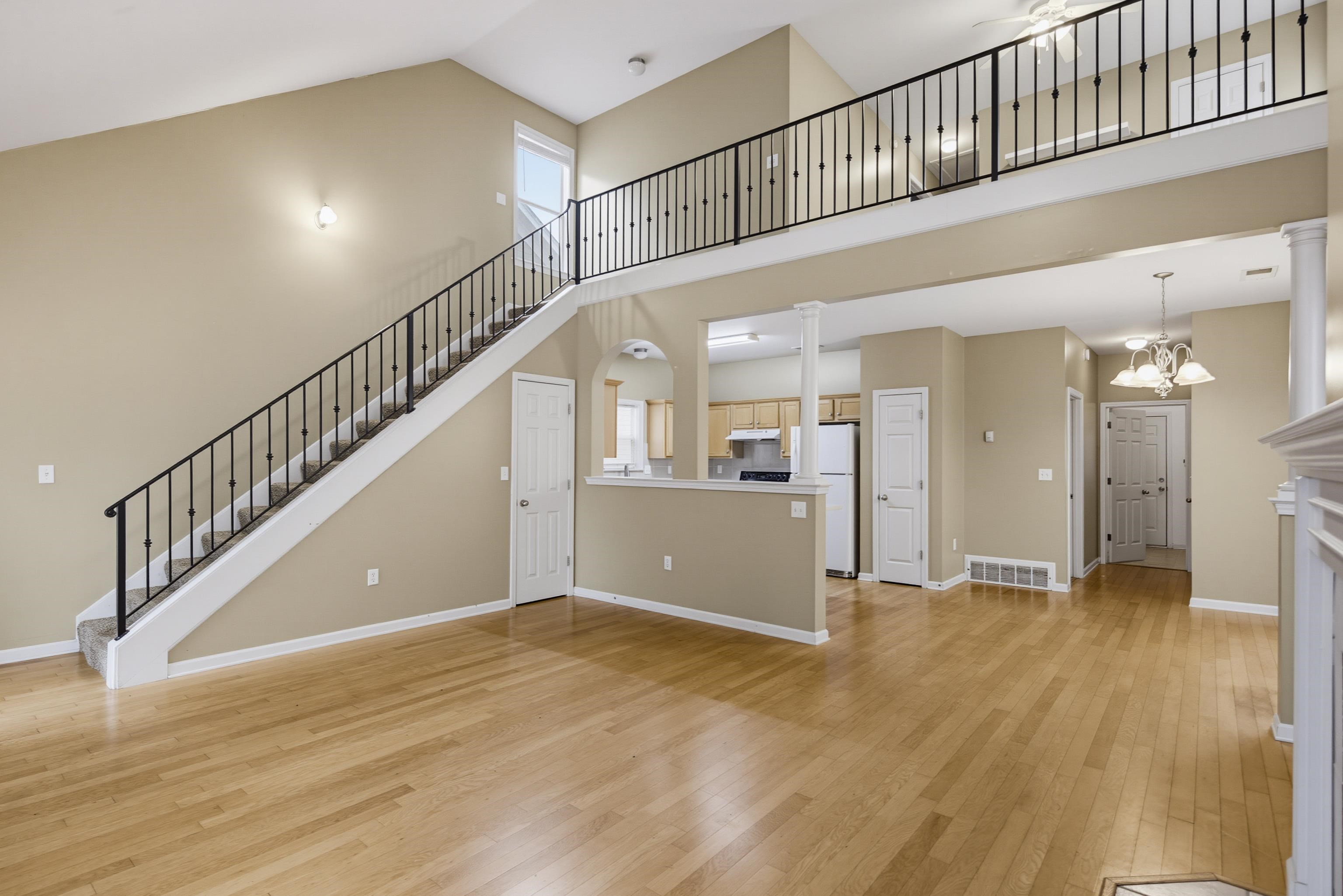 1327 Harbor Park Dr Property Photo 8