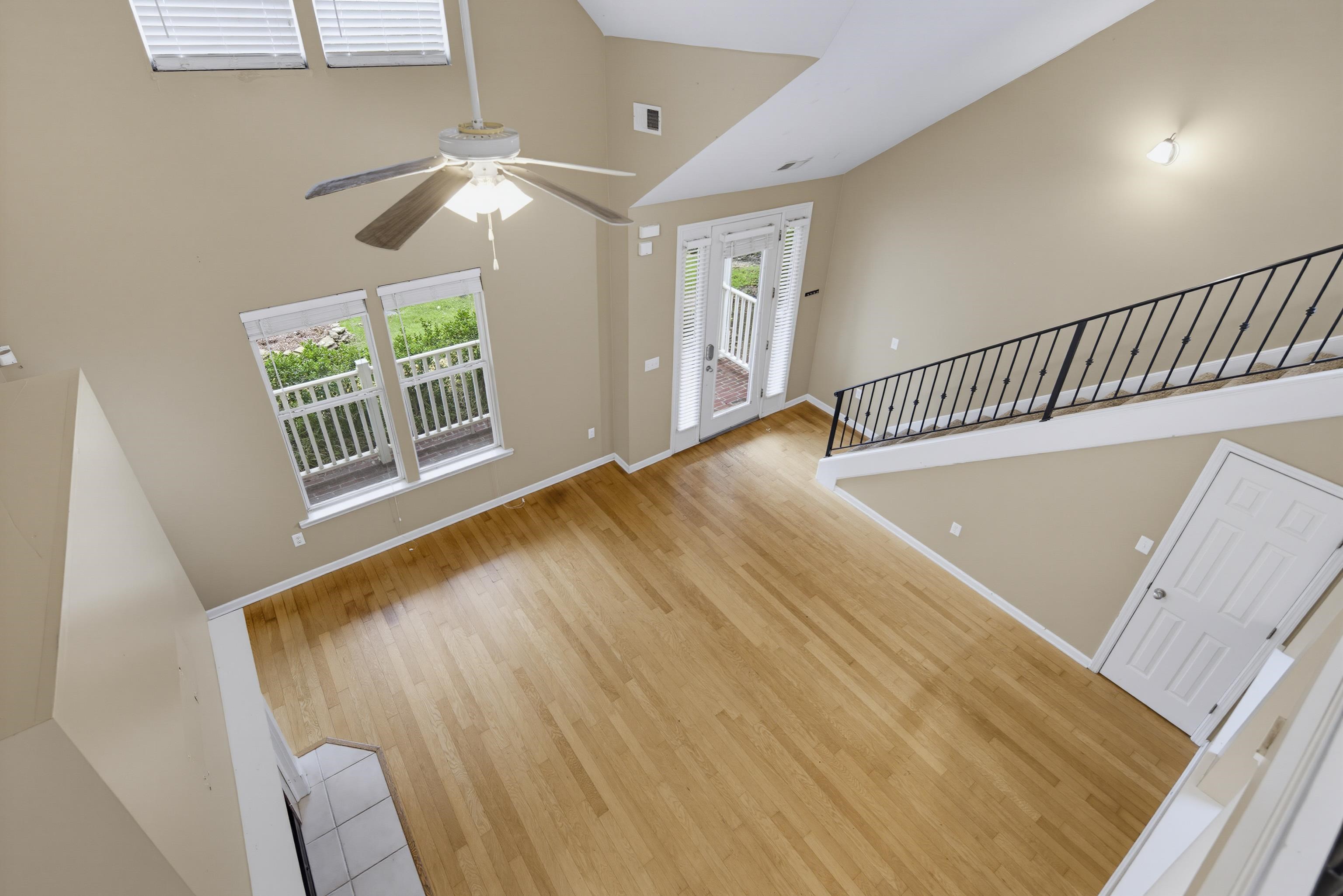 1327 Harbor Park Dr Property Photo 17