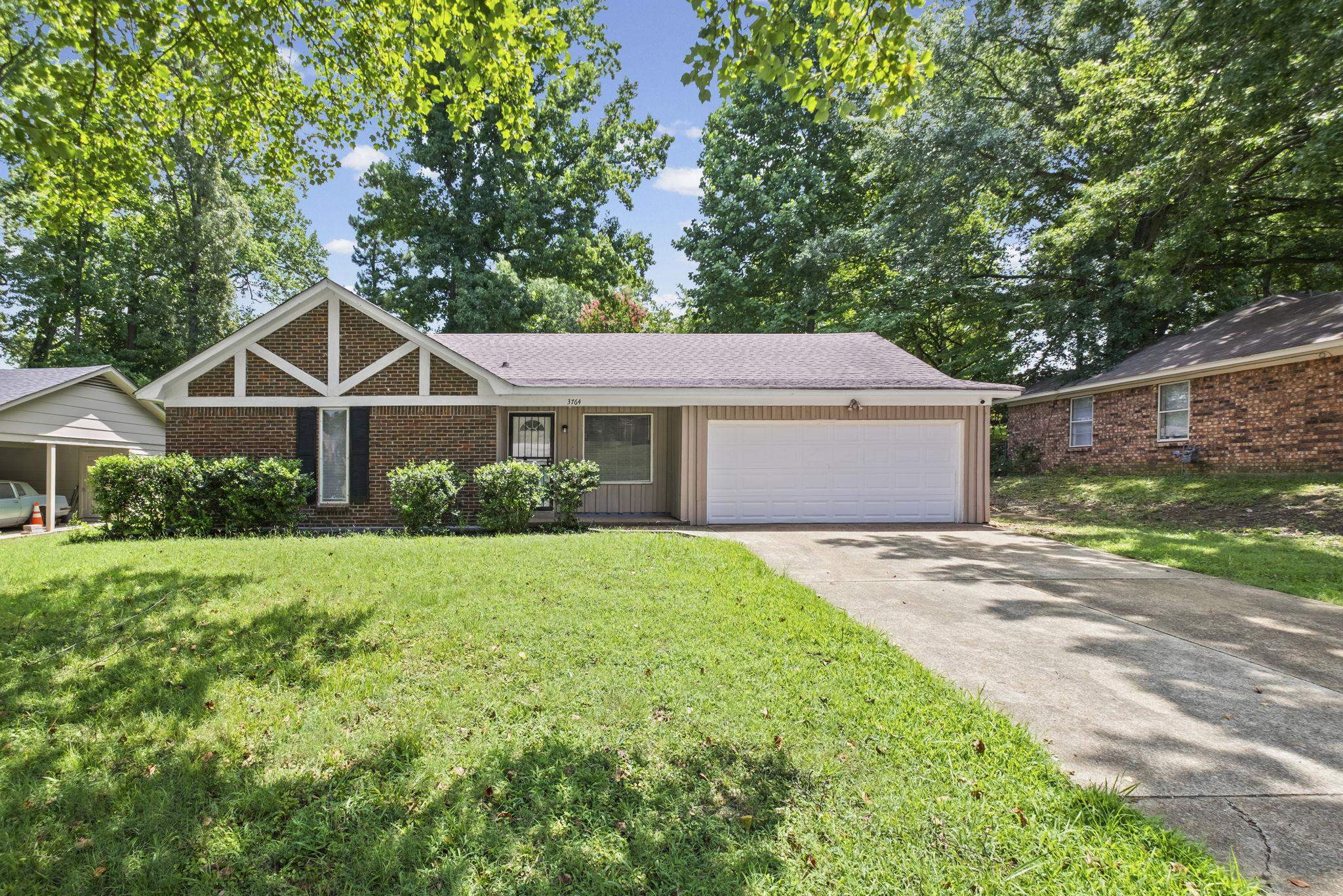 3764 HANNA DR Property Photo 1