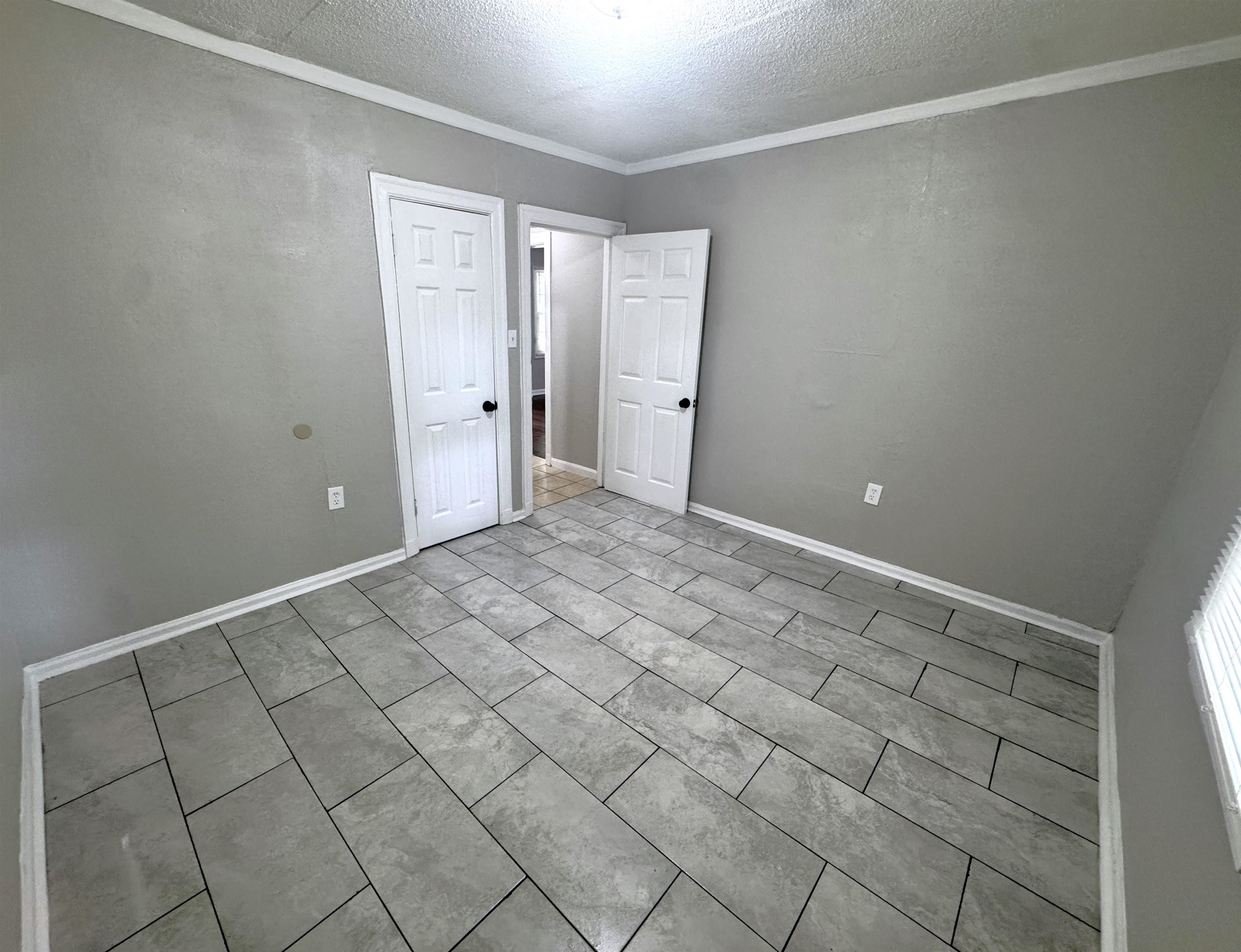 4201 Truman Ave Property Photo 11