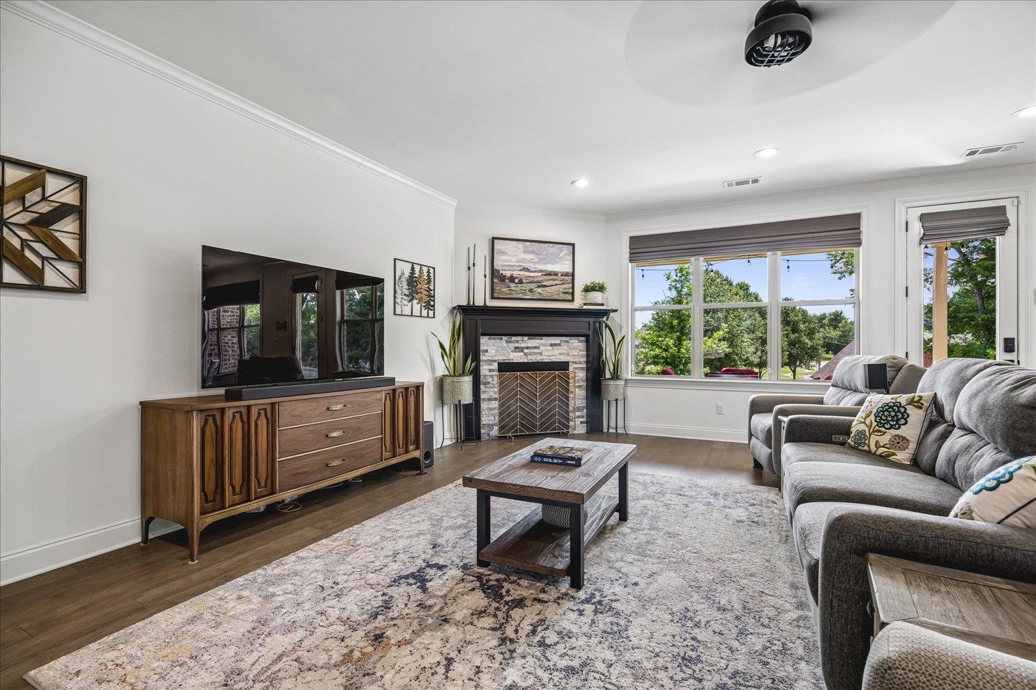 51 Johnsborough Cv Property Photo 12