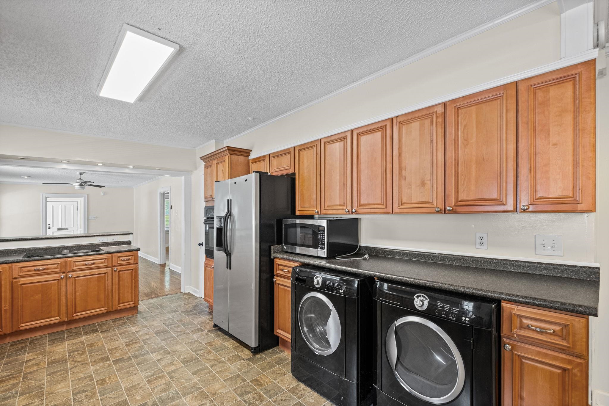 405 Haynes St Property Photo 14