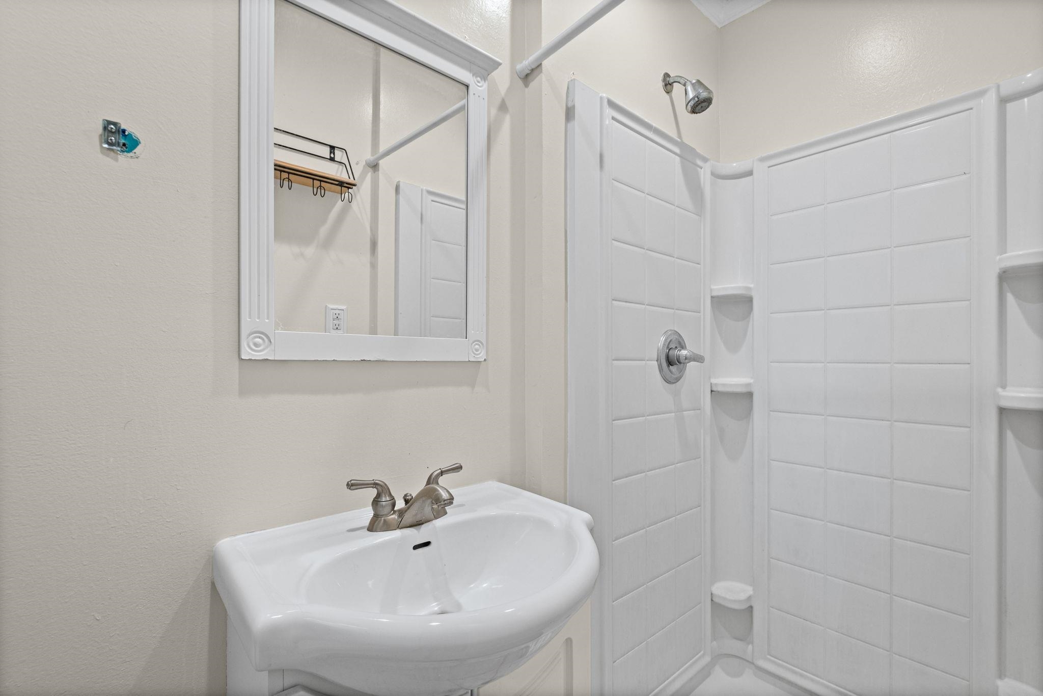 405 Haynes St Property Photo 22