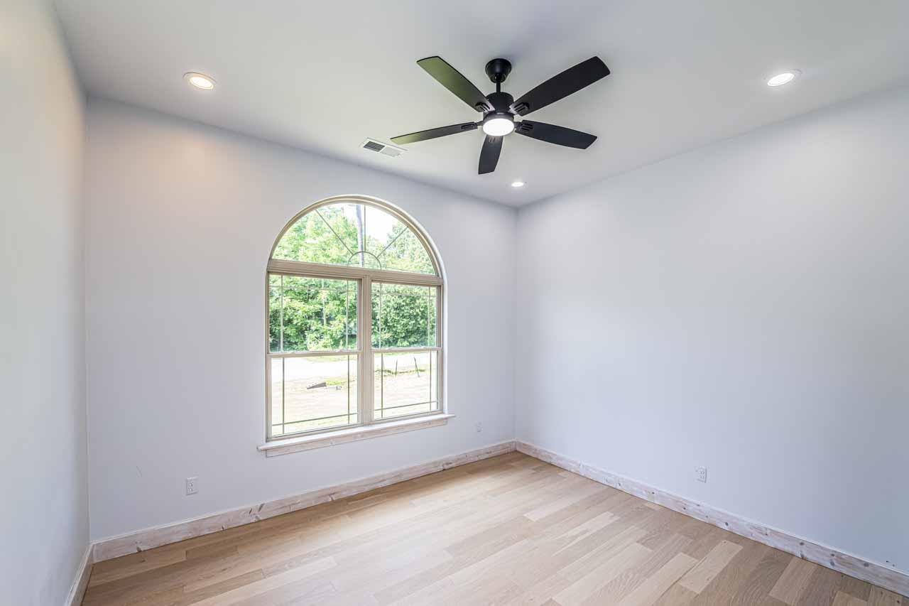 3 E Cherry St Property Photo 20