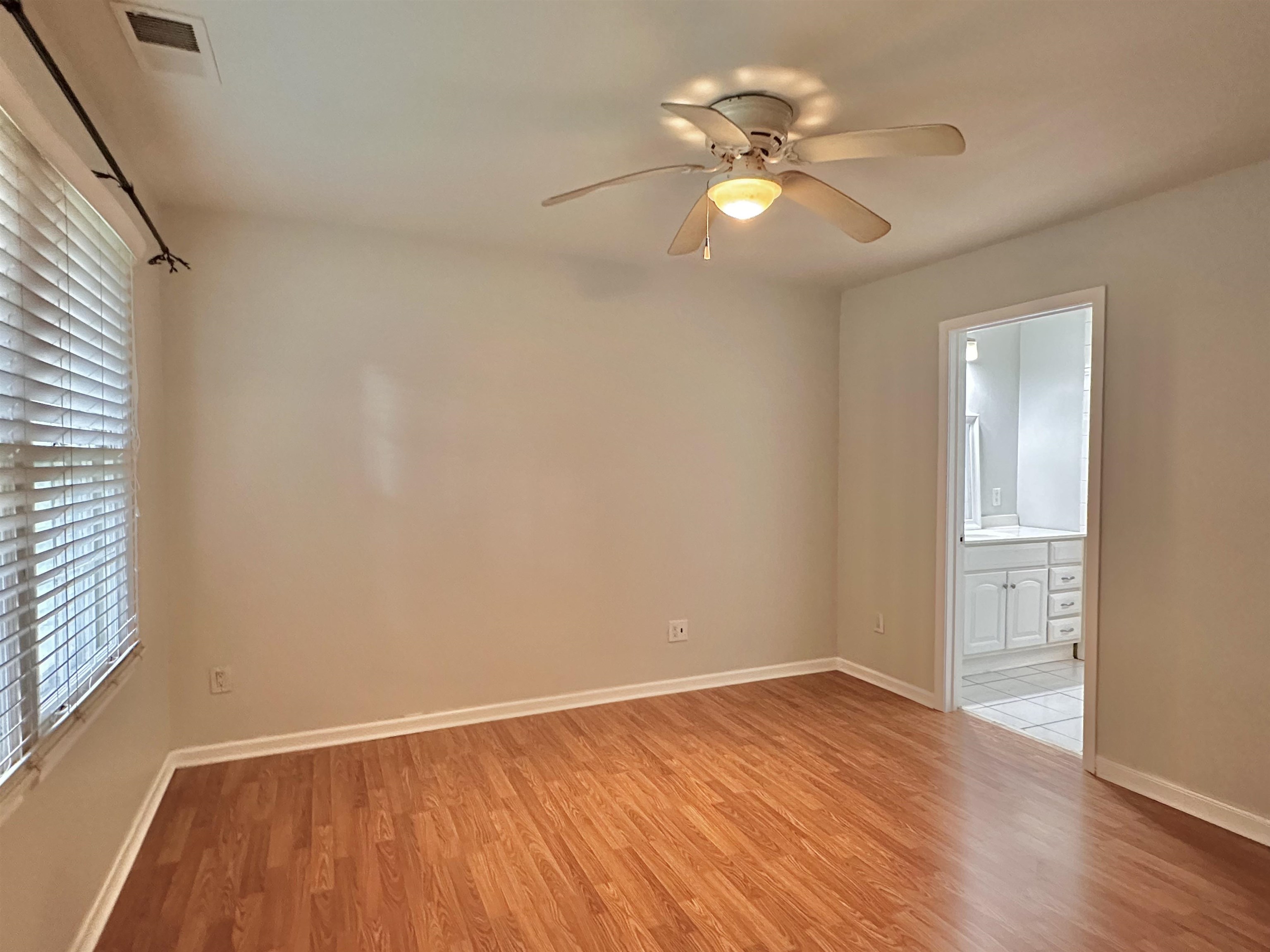758 Buck St Property Photo 11