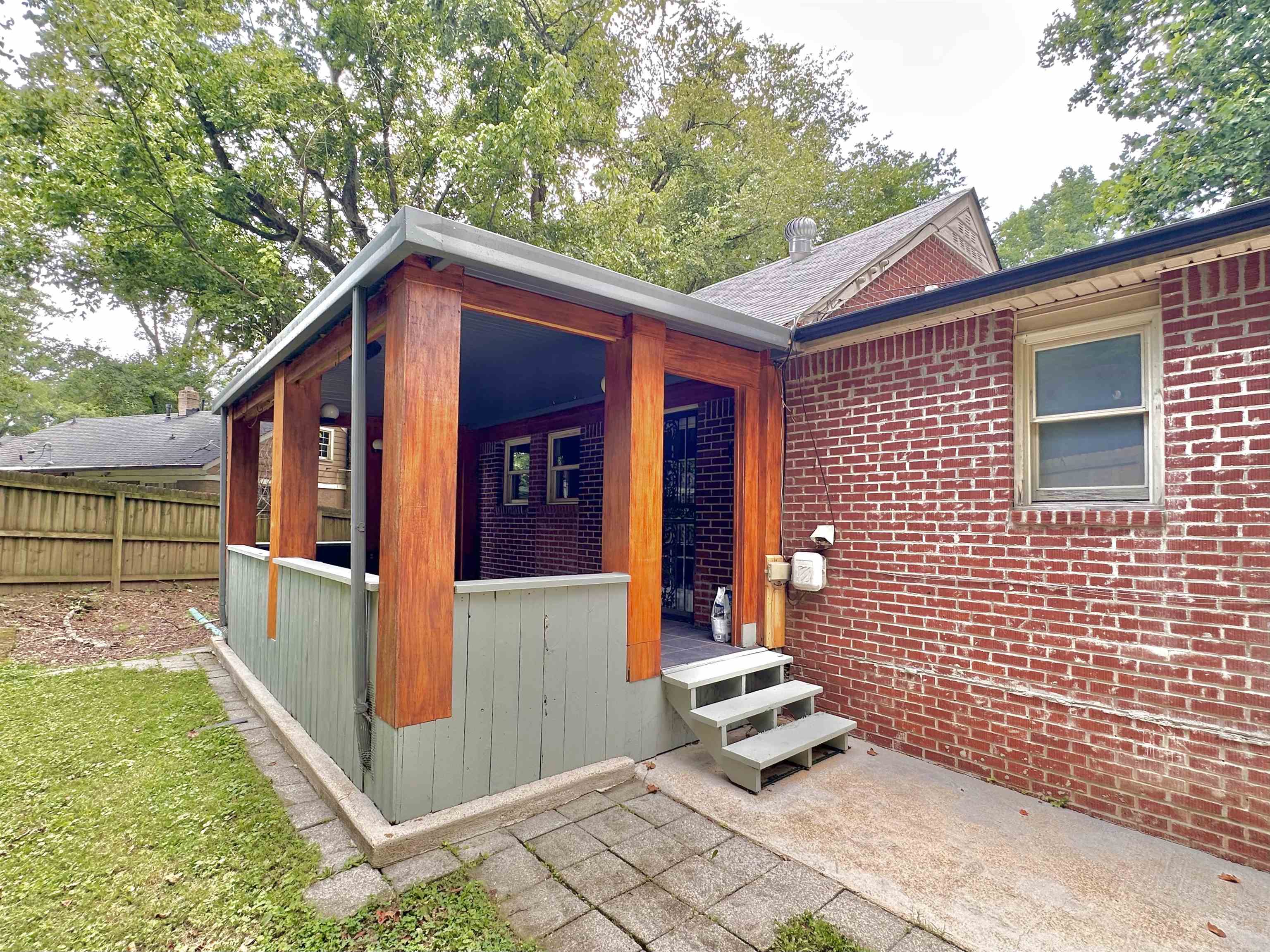 758 Buck St Property Photo 18