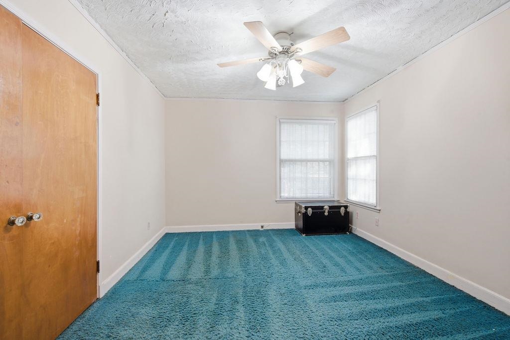 981 N Mclean Blvd Property Photo 26