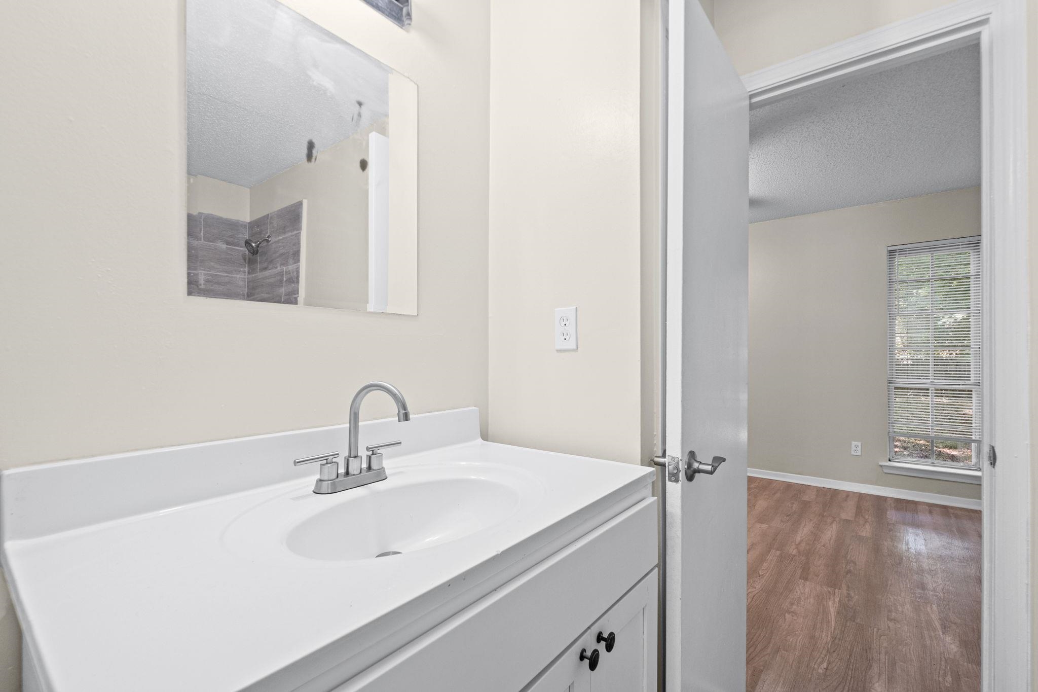 3887 Houghton Cv Property Photo 15