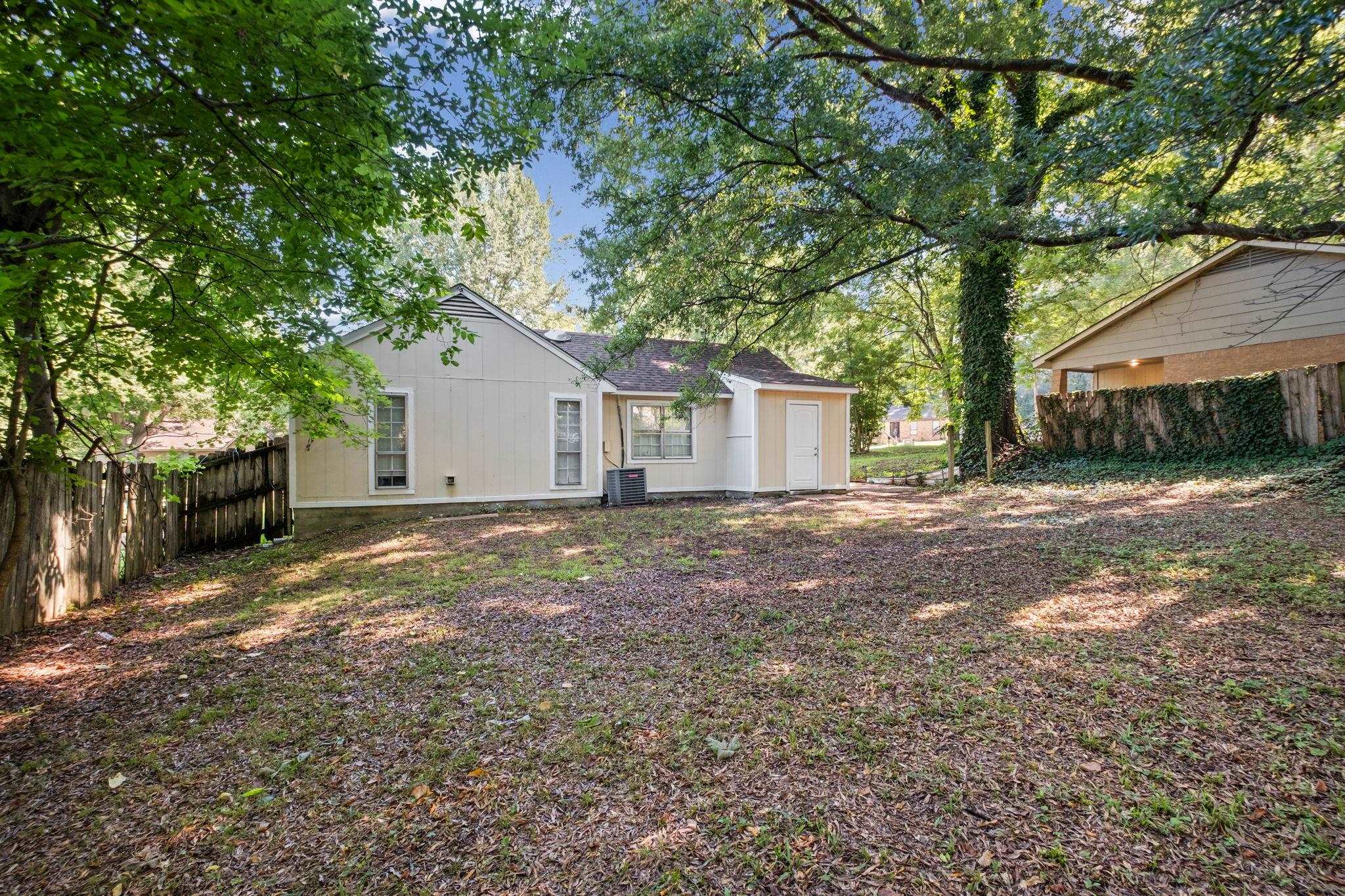3887 Houghton Cv Property Photo 23