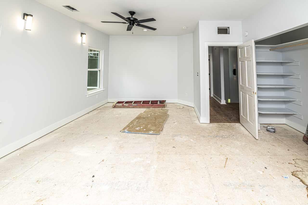 5 Cherry St Property Photo 11