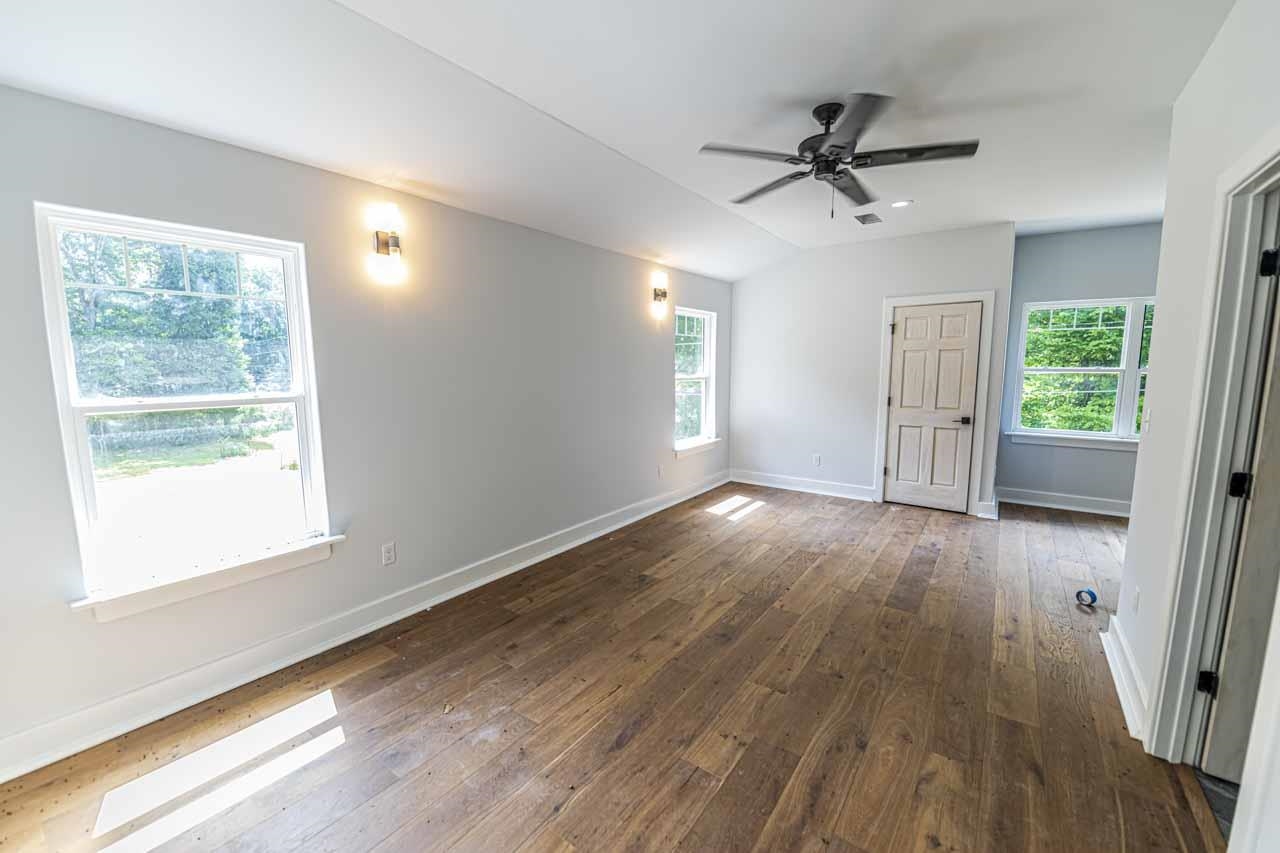 5 Cherry St Property Photo 18