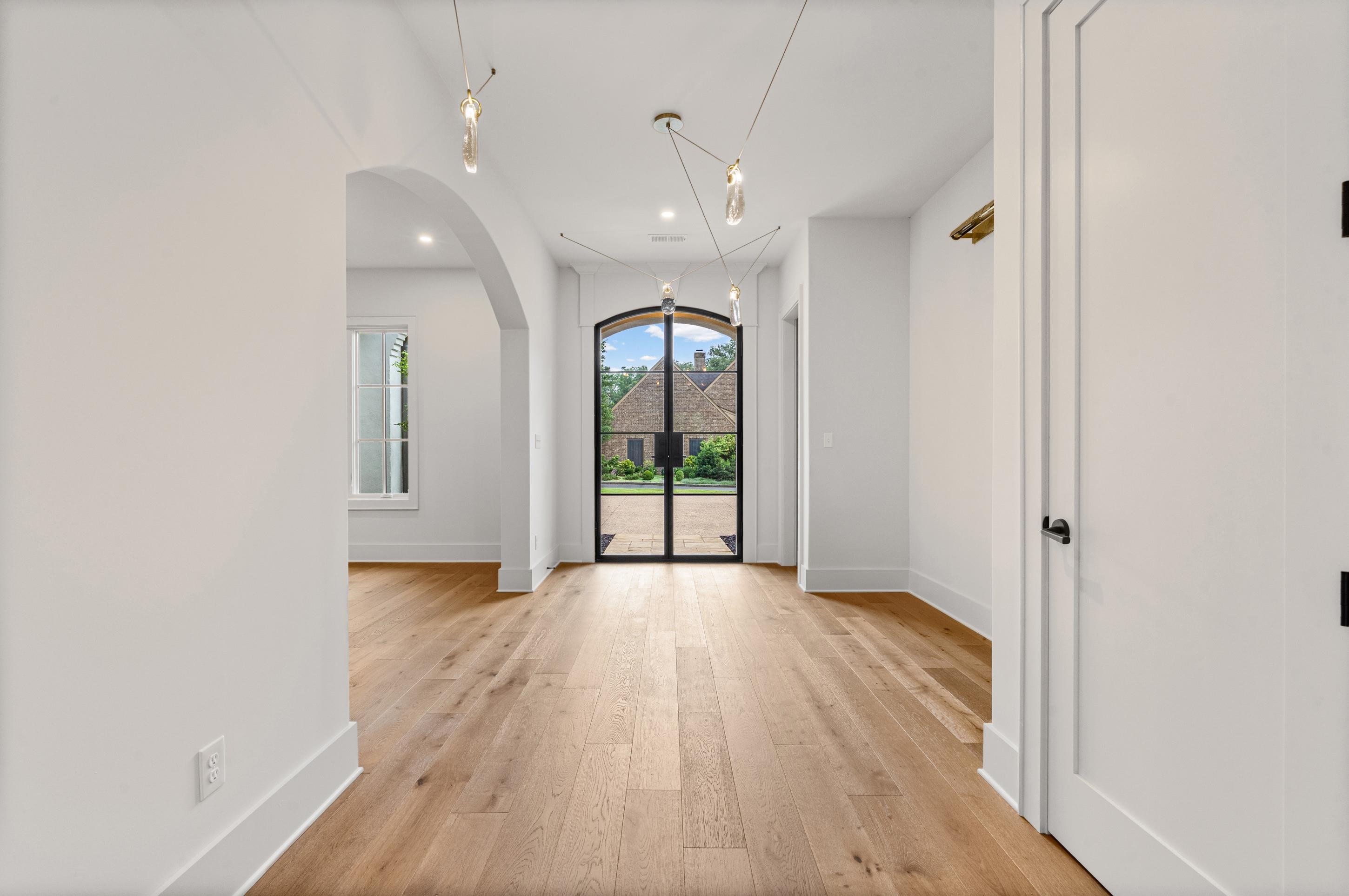 5272 Winestone Cv Property Photo 3