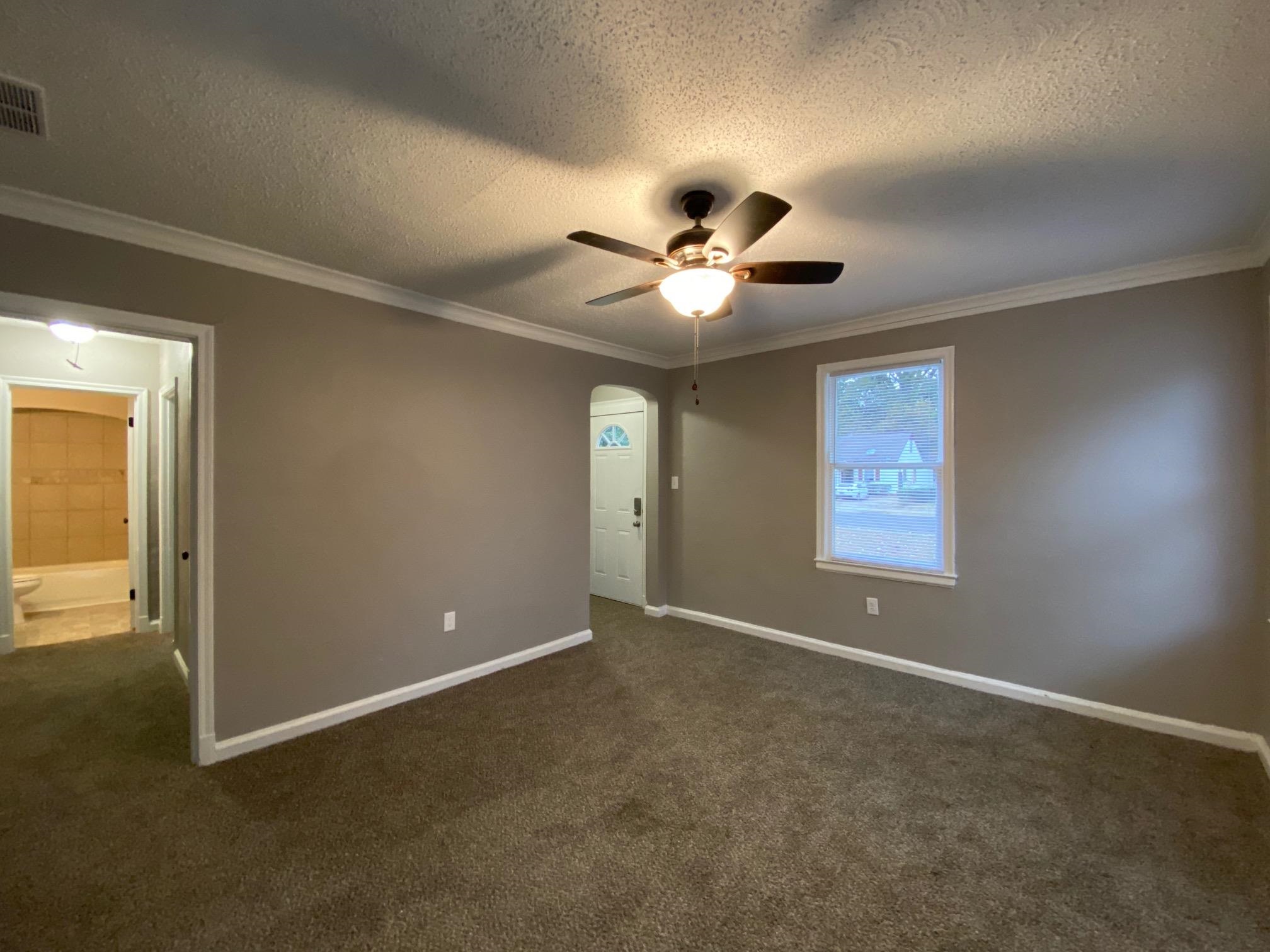 2731 Burns Ave Property Photo 3