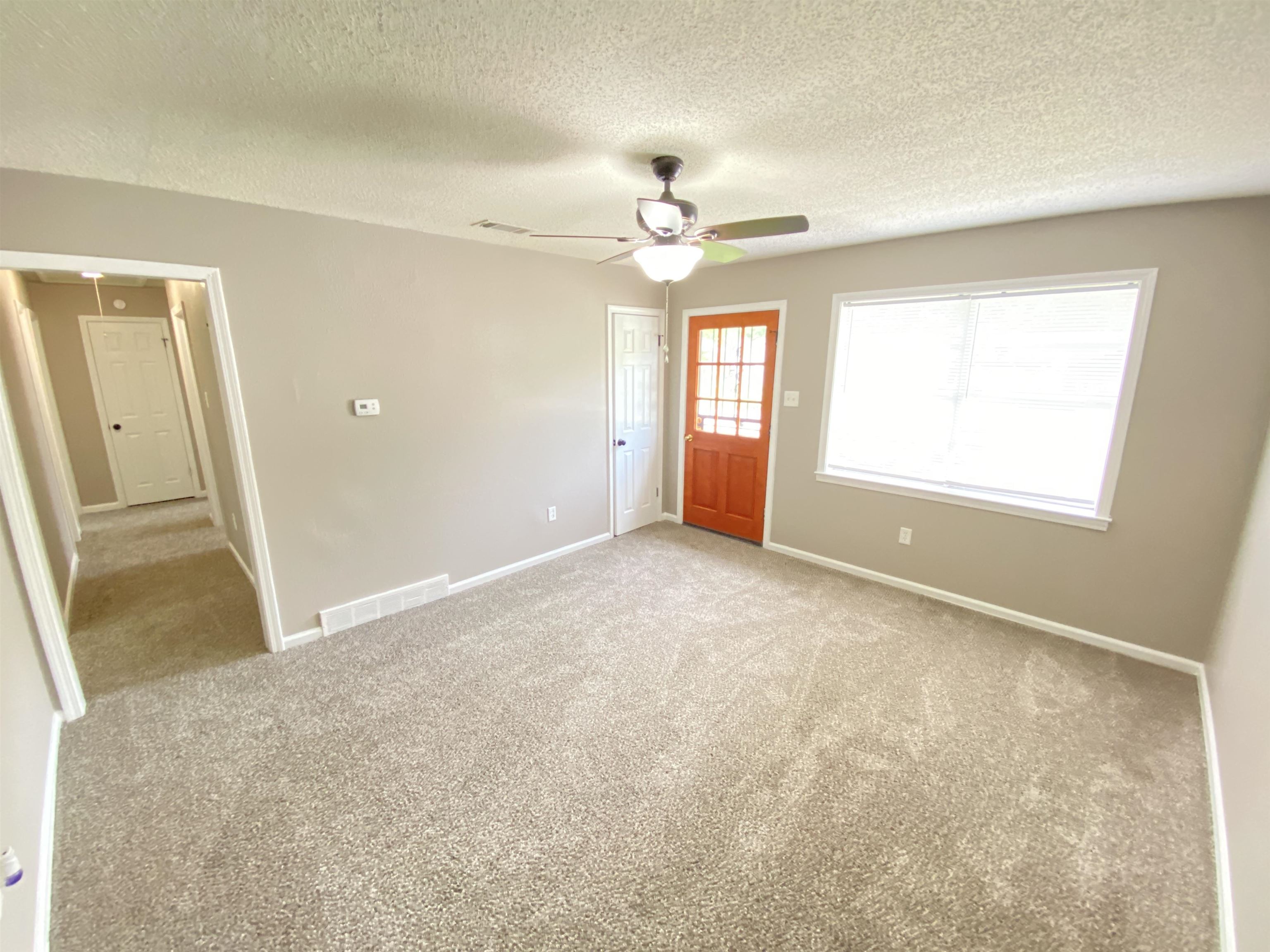 5162 Broken Oak Dr Property Photo 5
