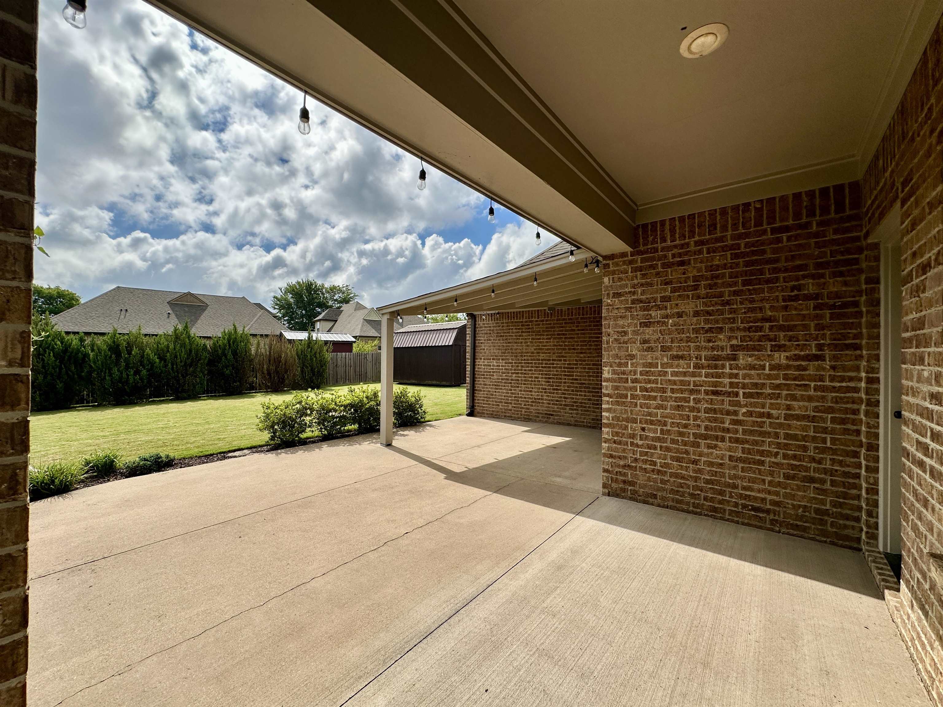 40 Green Hills Dr Property Photo 5