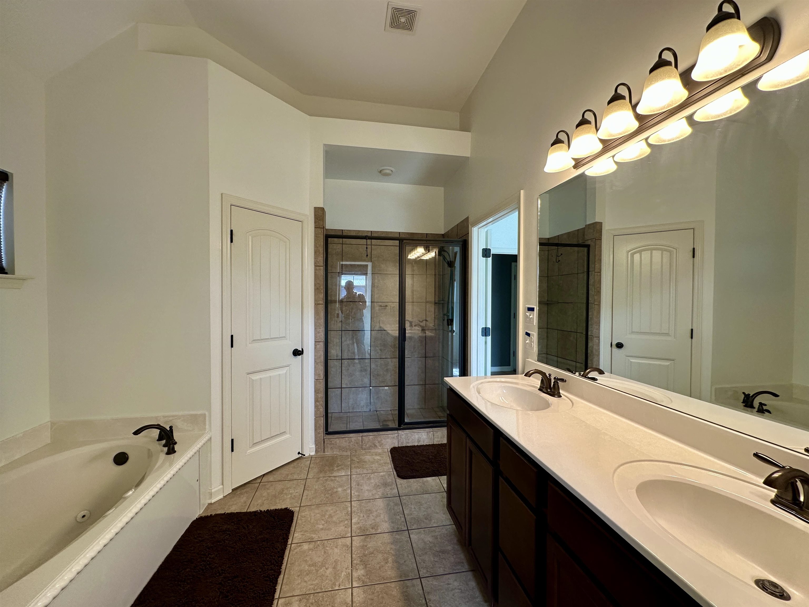 40 Green Hills Dr Property Photo 21